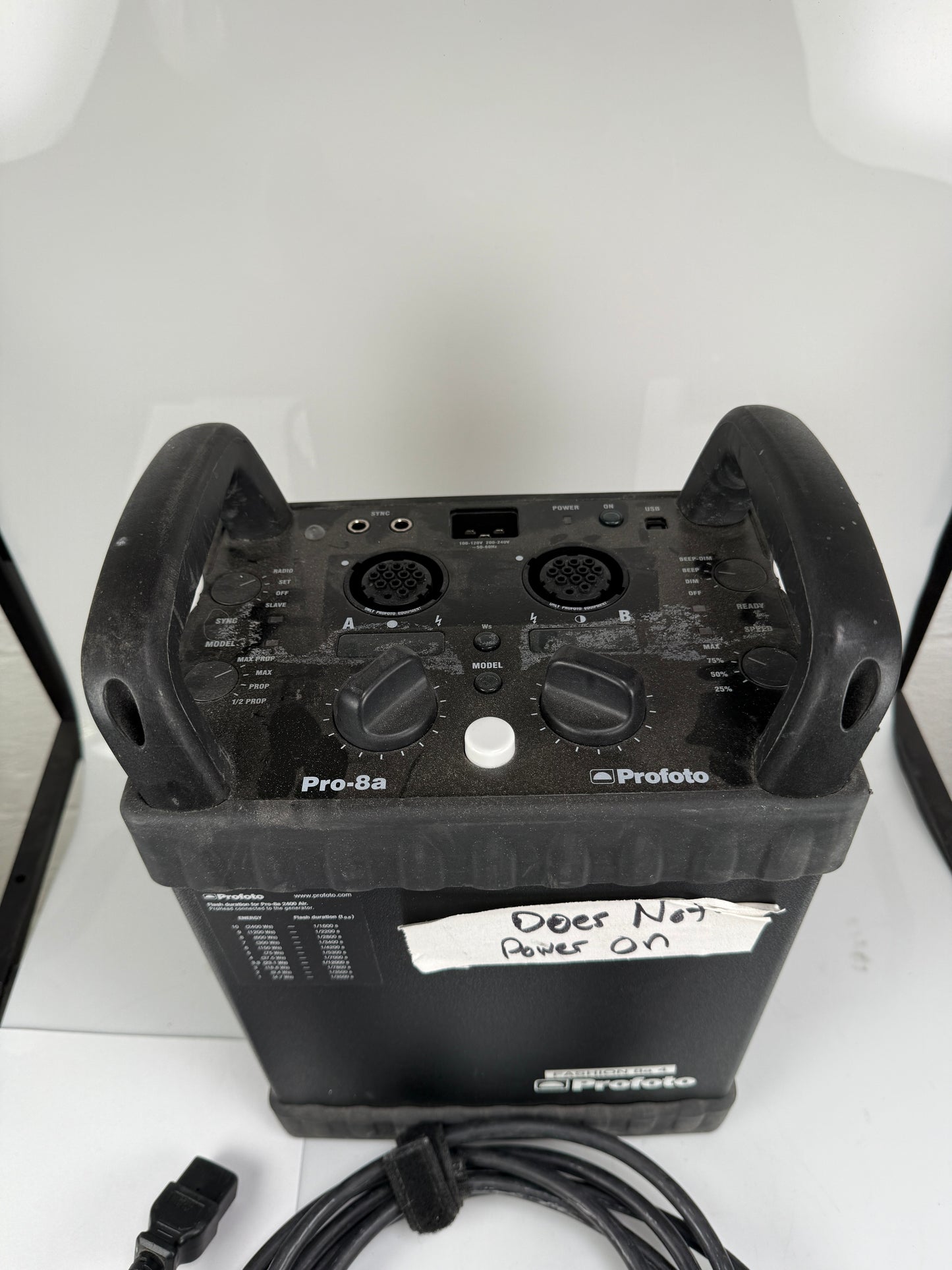 Profoto Pro-8a 2400 Air Power Pack