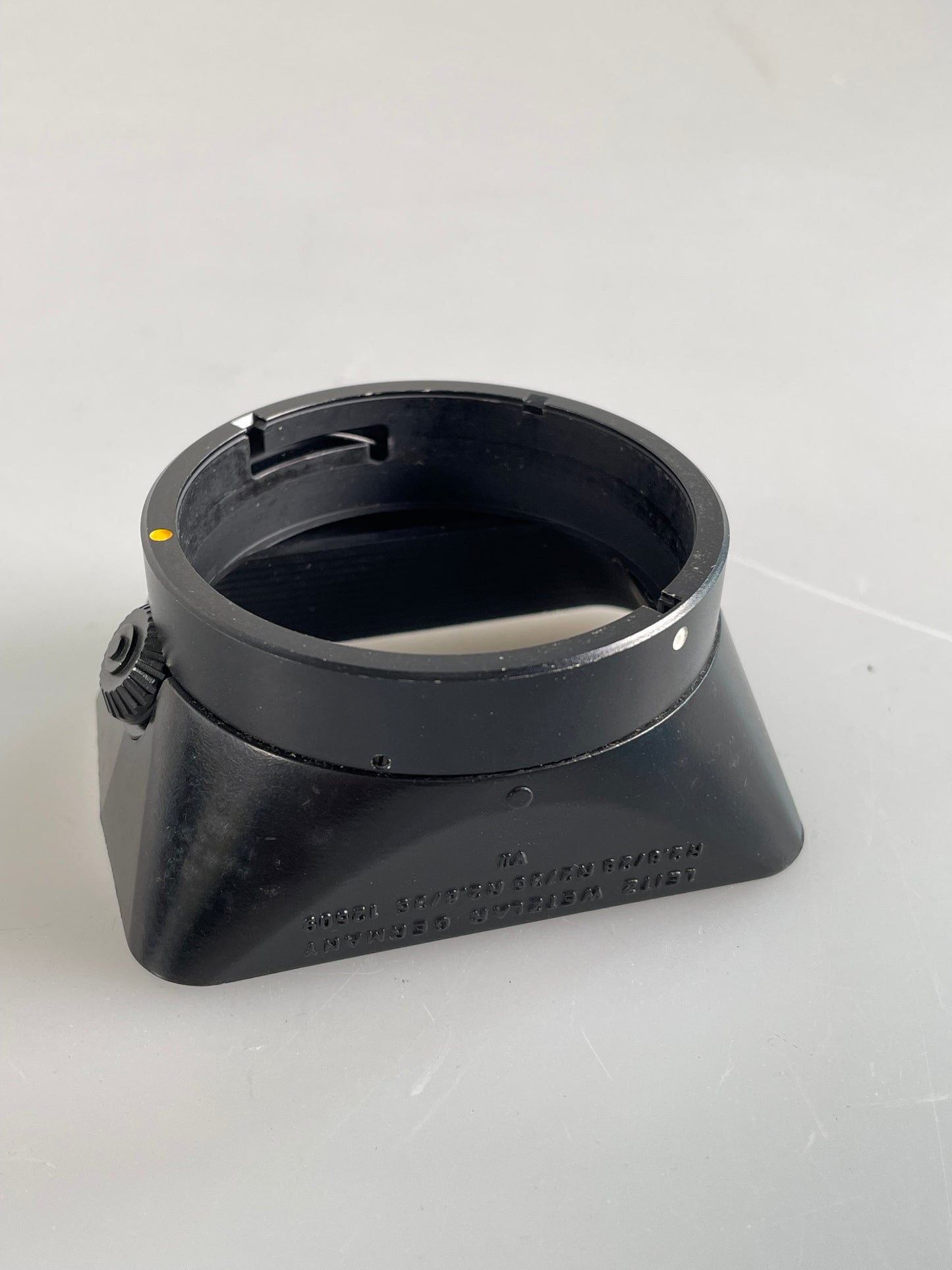 Leica 12509 VII Lens Hood for 35mm F2 and 35mm 2.8 R Lenses