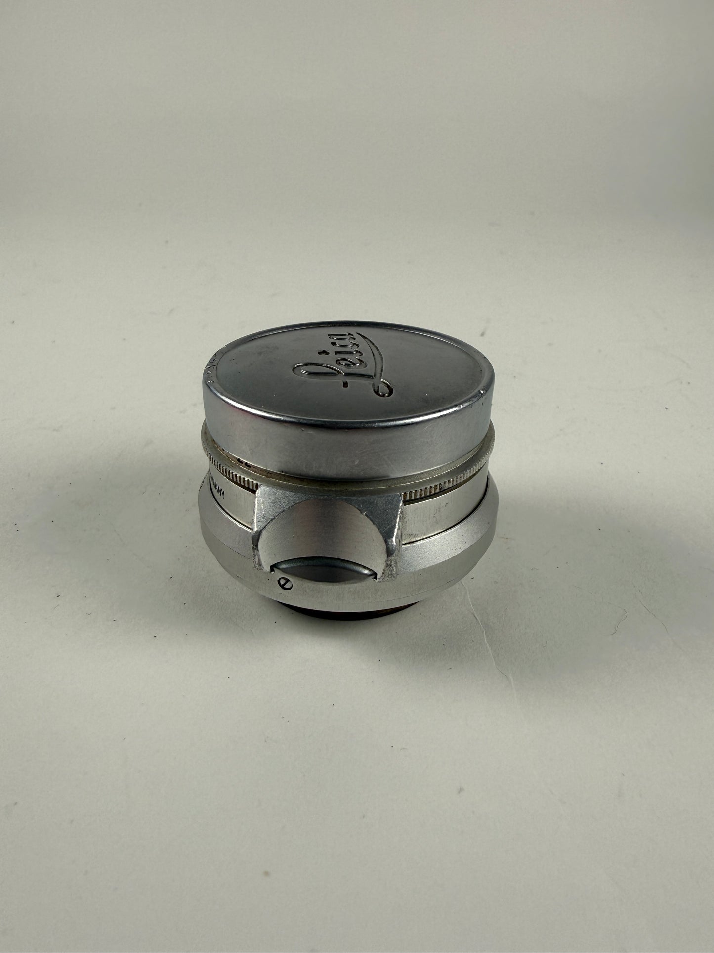 Leica Leitz Wetzlar Summaron 35mm F2.8 LTM lens Chrome