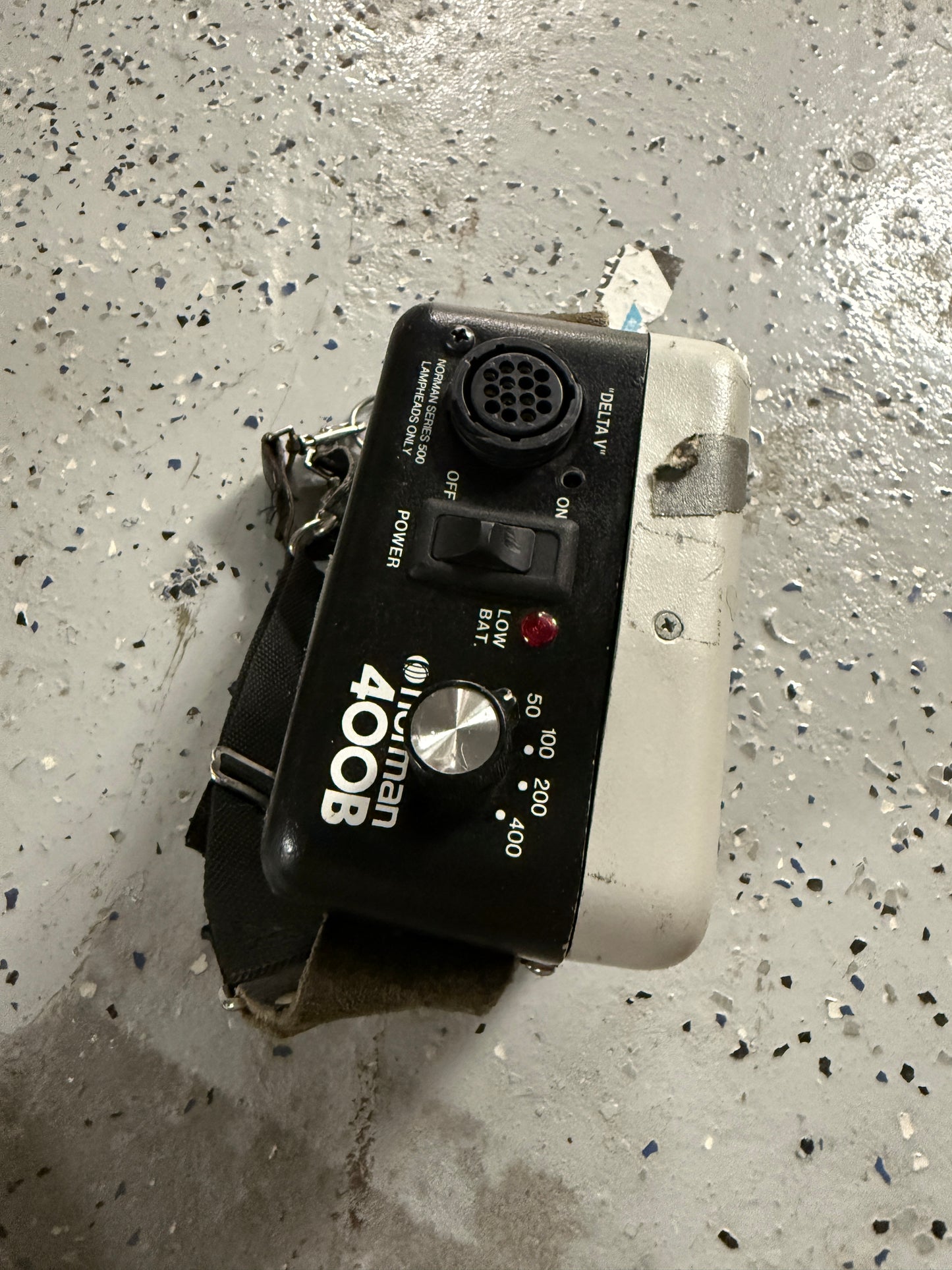Norman 400B  Norman Lighting  Norman Studio Flash battery pack