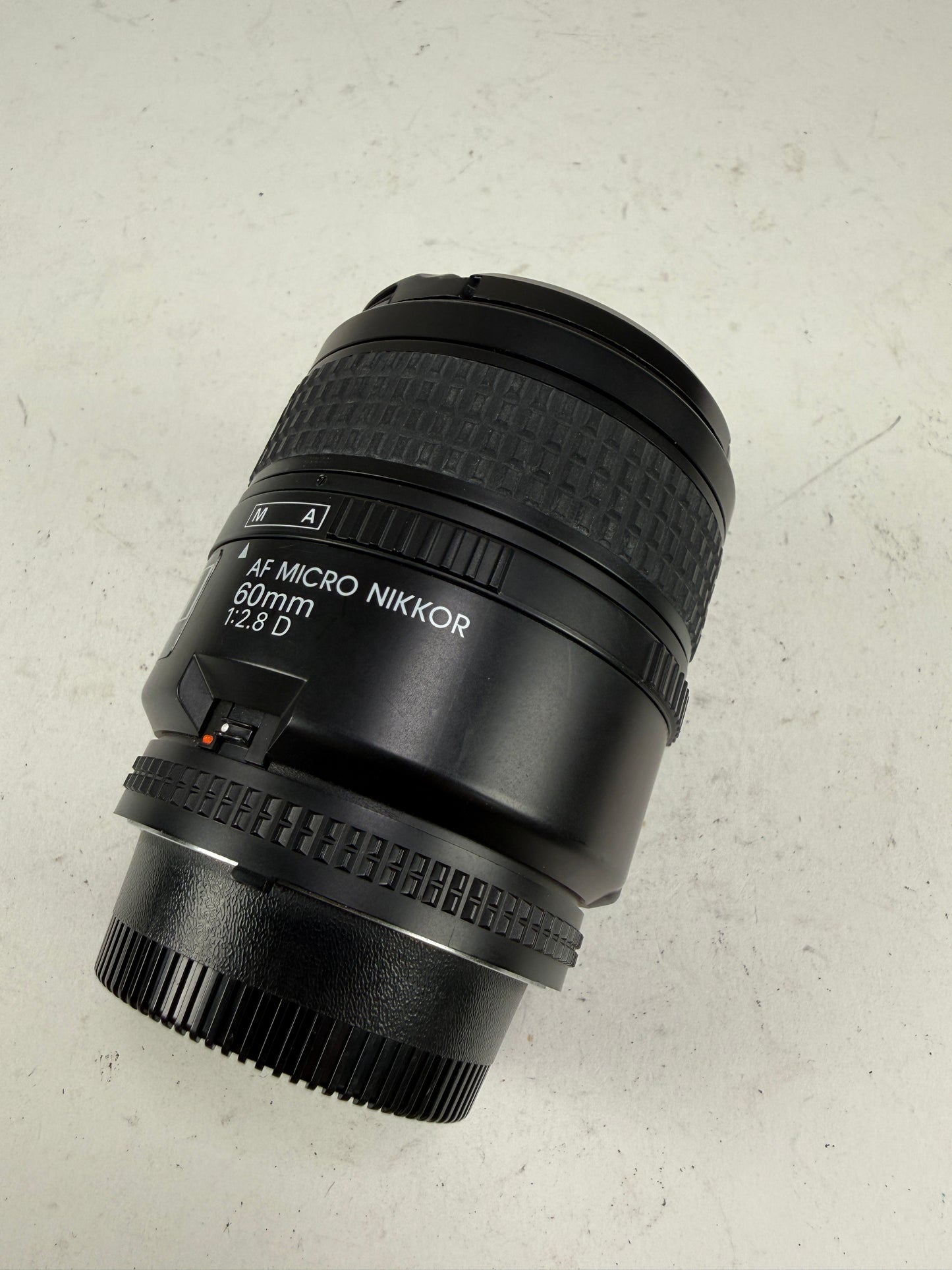 Nikon Nikkor AF 60mm f2.8 D micro macro lens