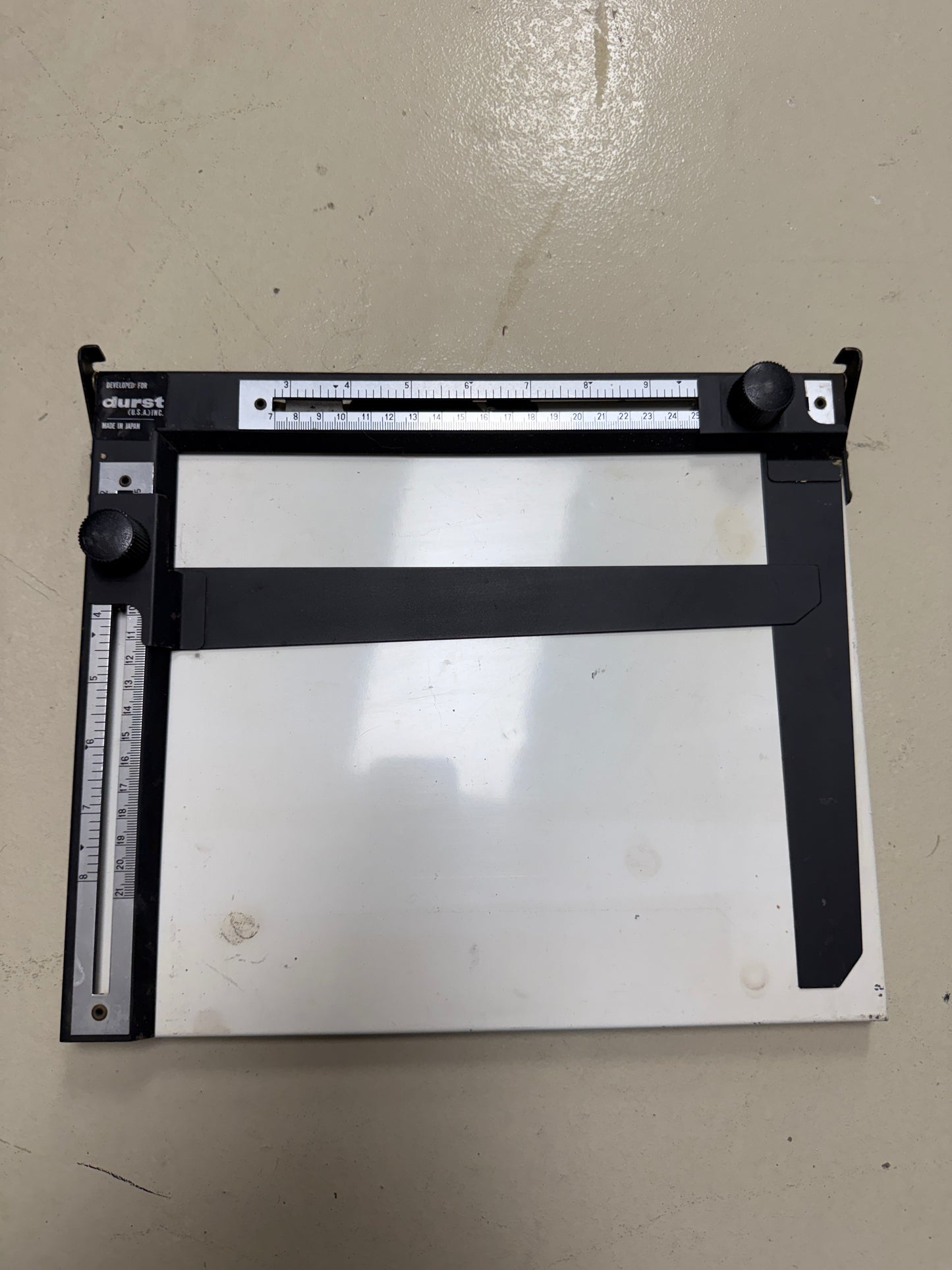 Durst Vintage Darkroom Photo Printing Easel 8x10 Adjustable Blades