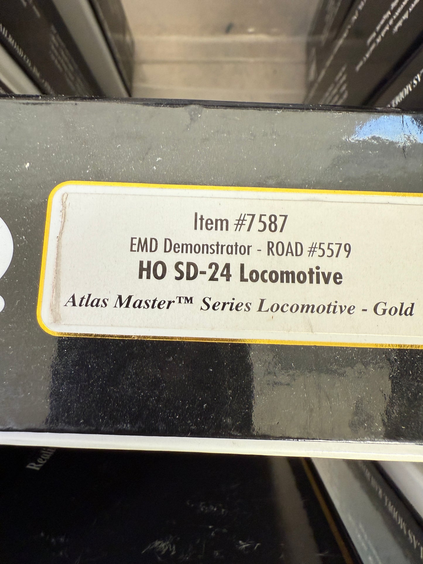 Atlas master gold HO 7587 EMD Demonstrator Road 5579 SD-24 Locomotive w/ DCC & Sound