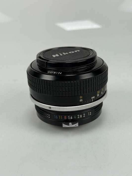 Nikon nikkor 55mm F1.2 MF non ai Lens K