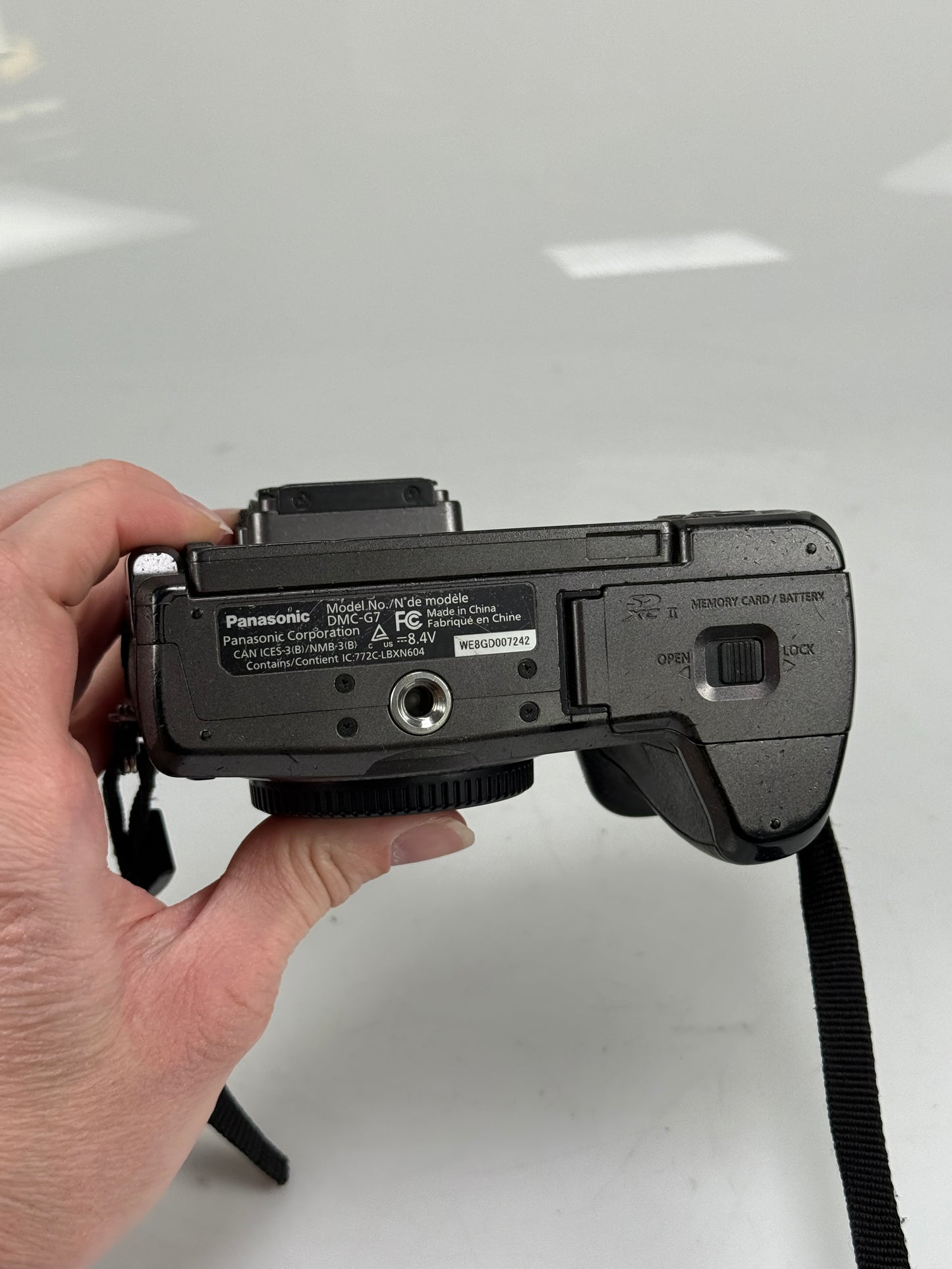 Panasonic Lumix DMC-G7 16MP Mirrorless MFT Digital Camera Body