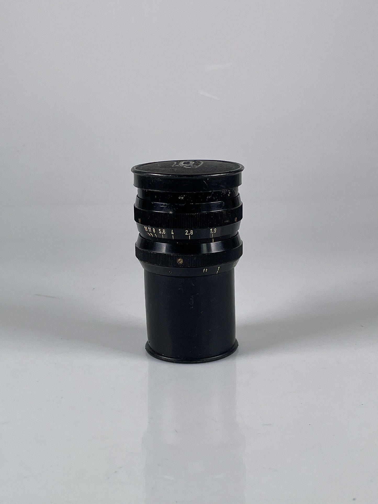 Schneider Kreuznach 11.5mm  F1.9  Cinegon Lens For Arriflex  Arri 16mm Camera