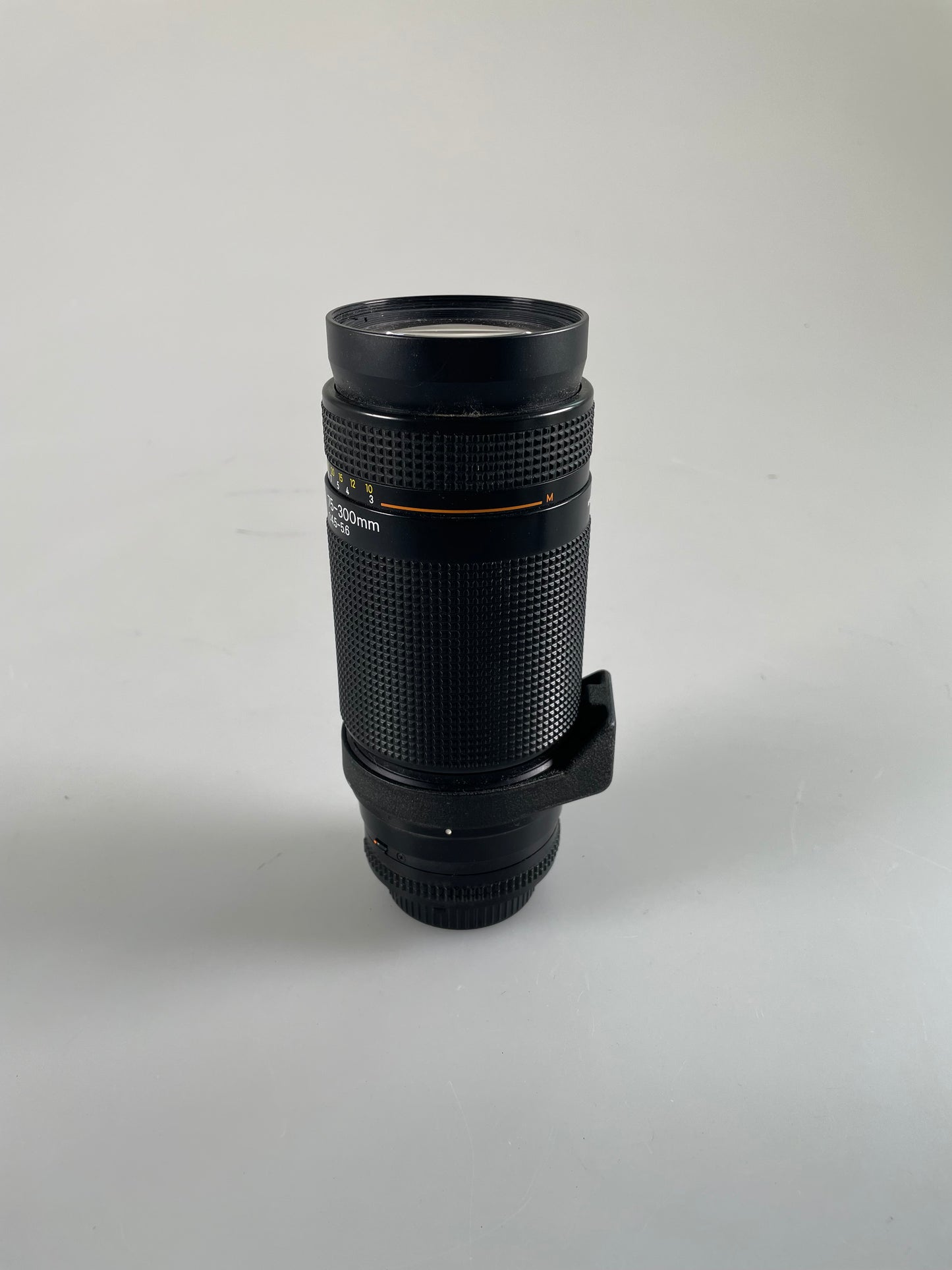 Nikon AF Nikkor 75-300mm F/4.5-5.6 Lens