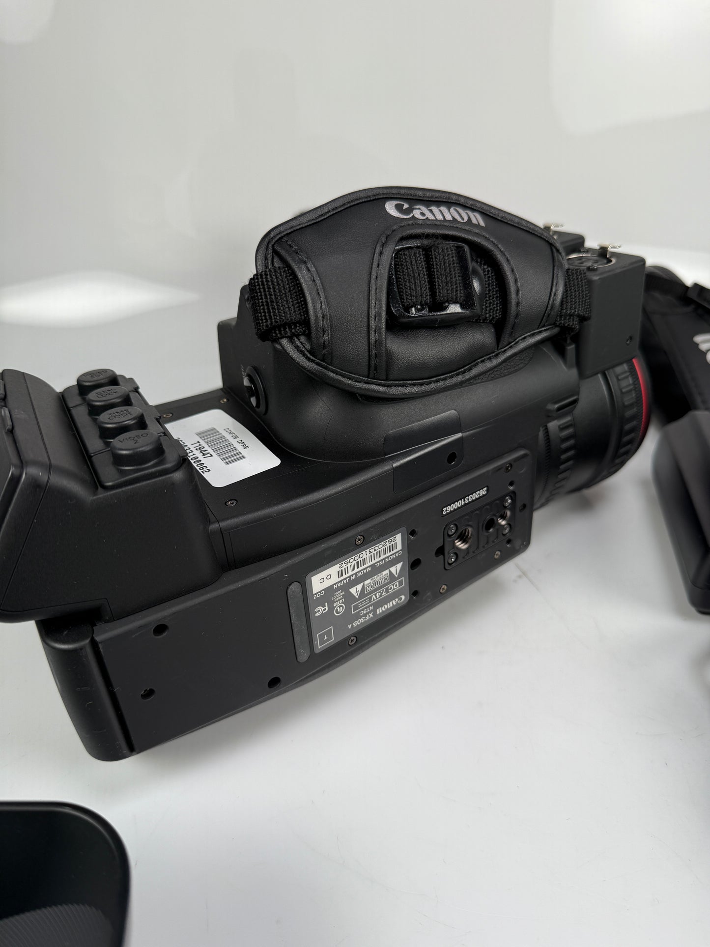 Canon XF305A 3CMOS HD Video Camera w/ 4.1-73.8mm f1.6/2.8 L lens