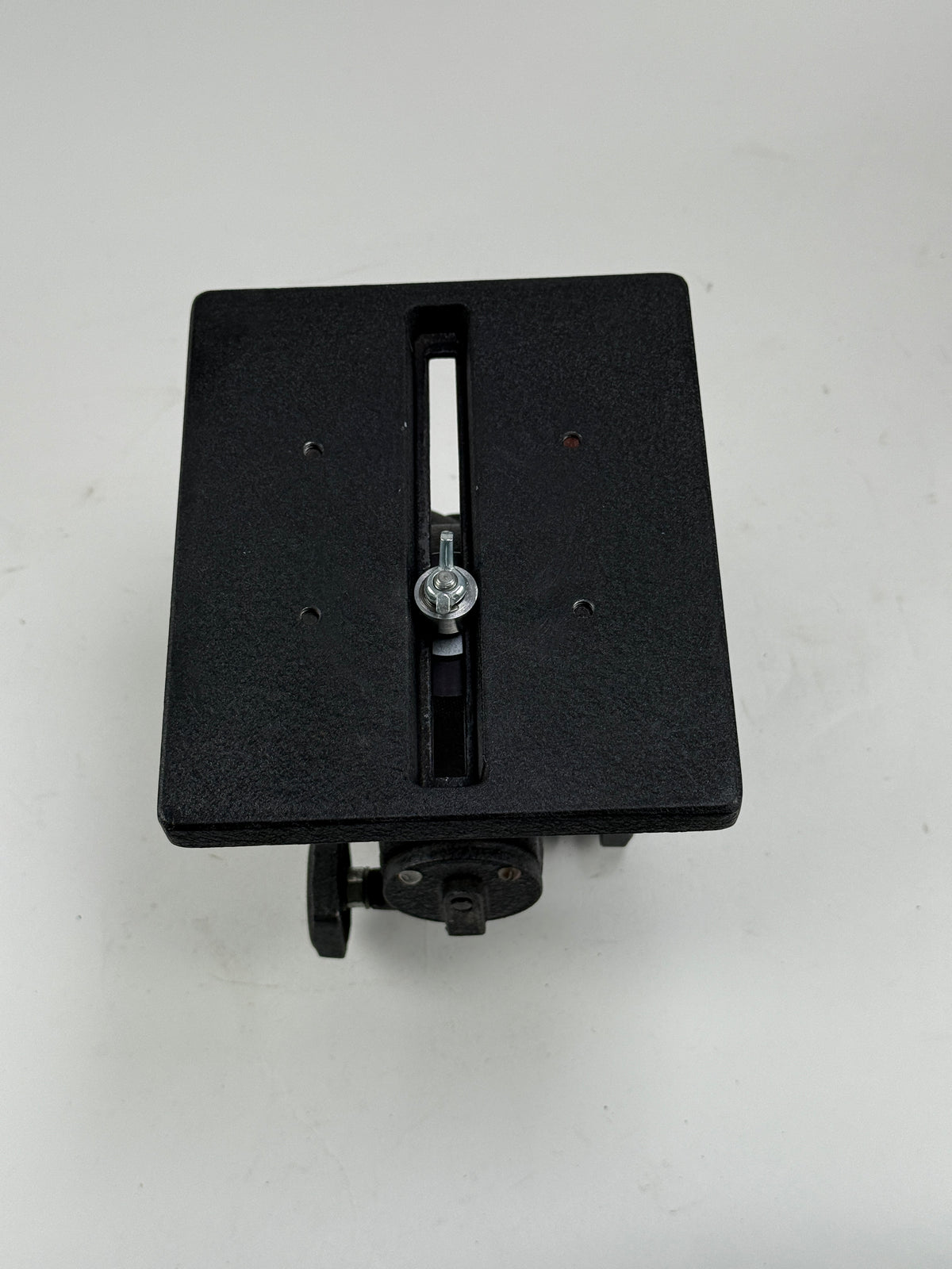 Majestic Model 1901 Heavy Duty Geared Tripod Head