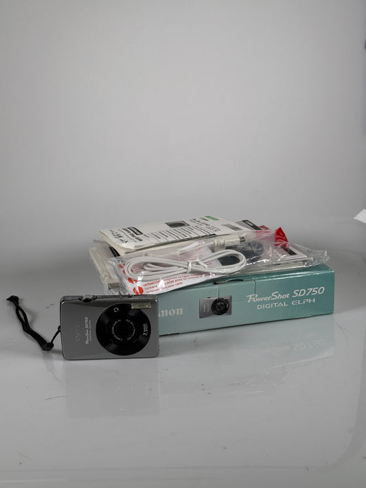 Canon PowerShot SD750 Digital Camera 6.0 MP Battery