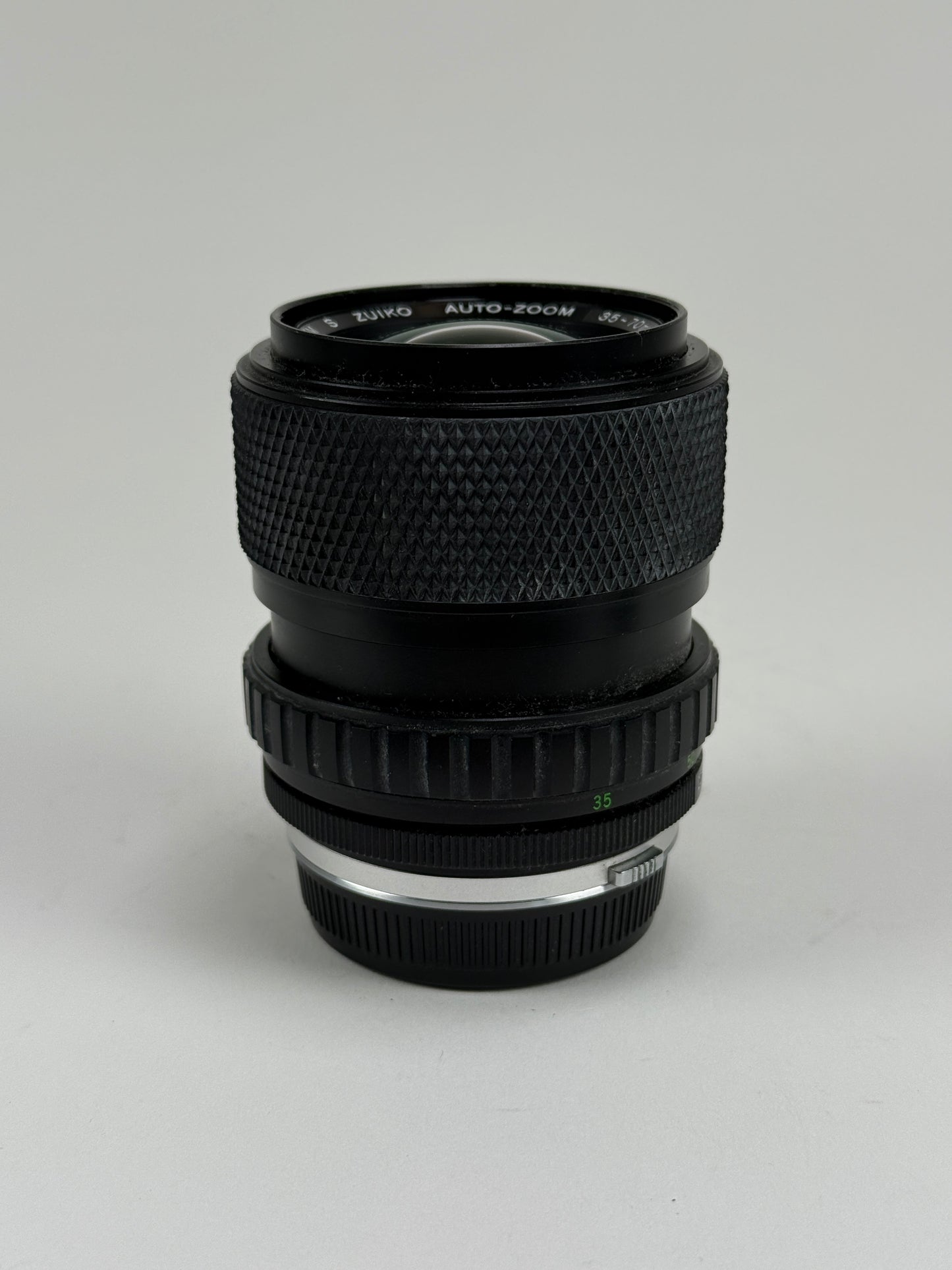 Olympus OM S Zuiko Auto-Zoom 35-70mm F4 Wide Zoom Lens