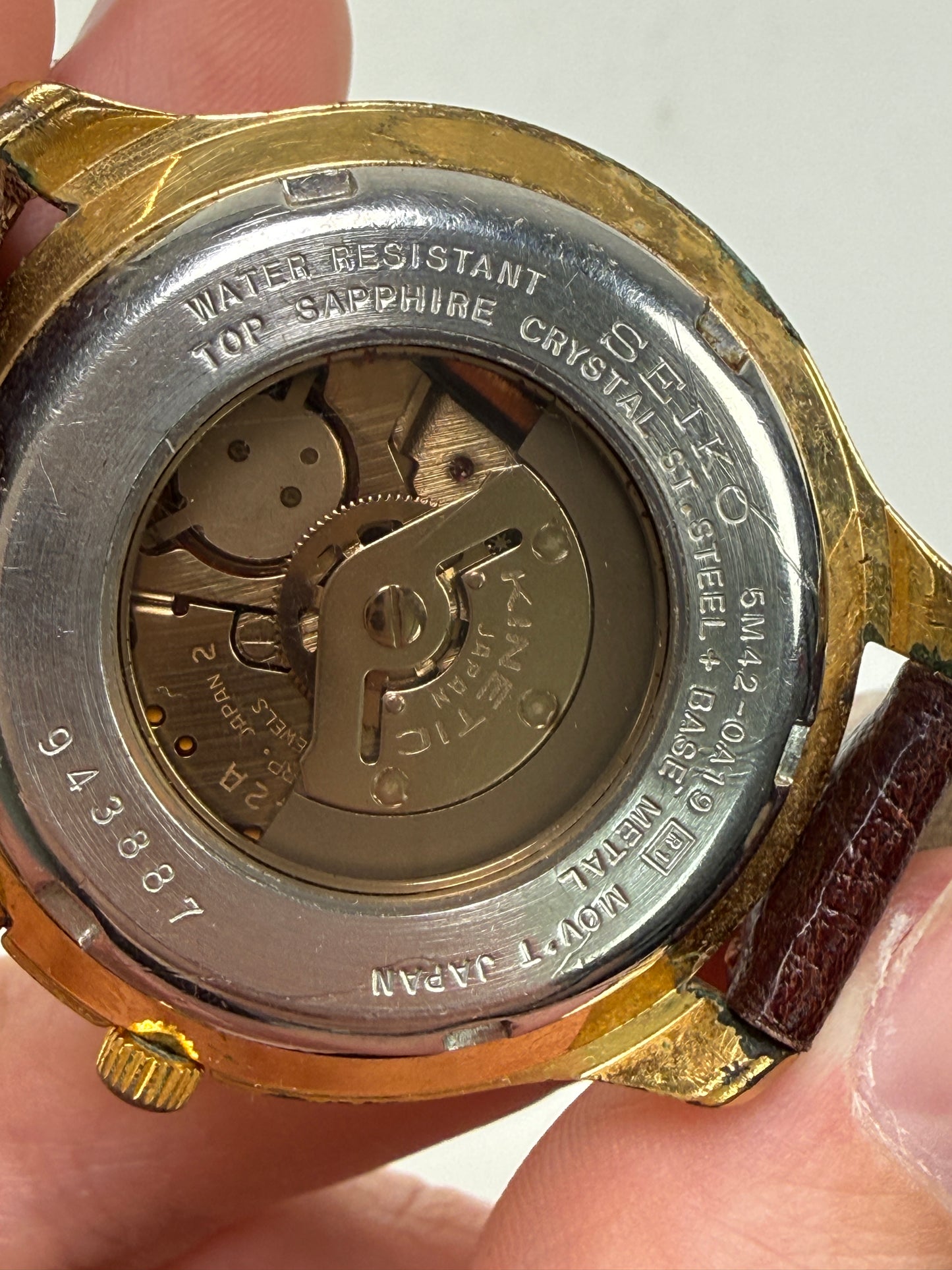 Sieko Kinetic Men’s Indicator Watch 5M42-0A19 Sapphire Crystal Japanese Movement