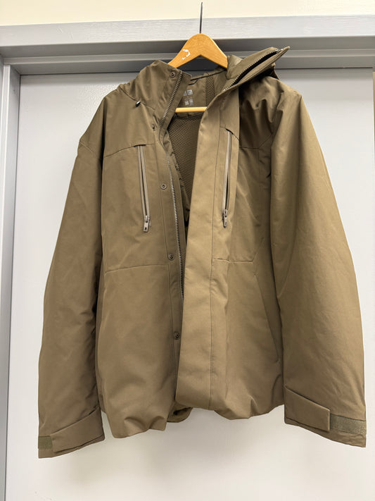 UNIQLO Hybrid Down Parka M Hooded Water-Repellent Jacket Men’s  Medium