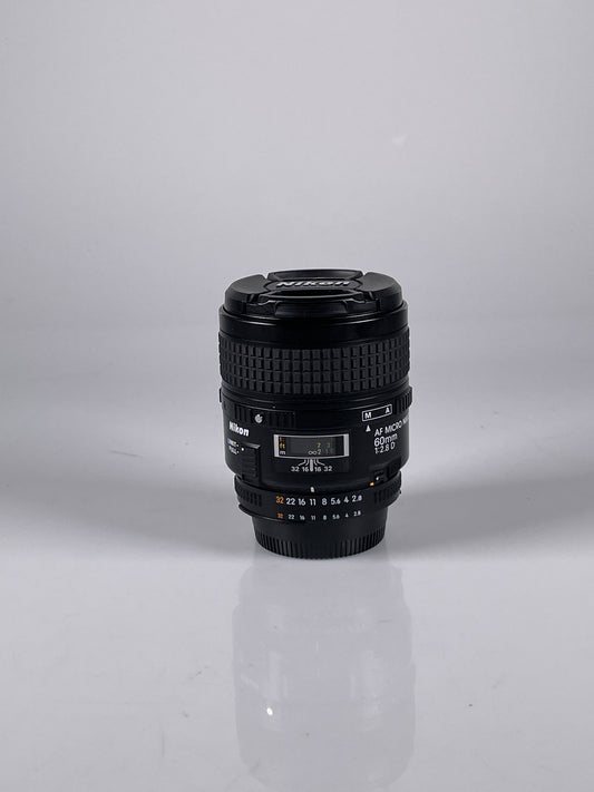 Nikon Nikkor AF 60mm f2.8 D micro macro lens