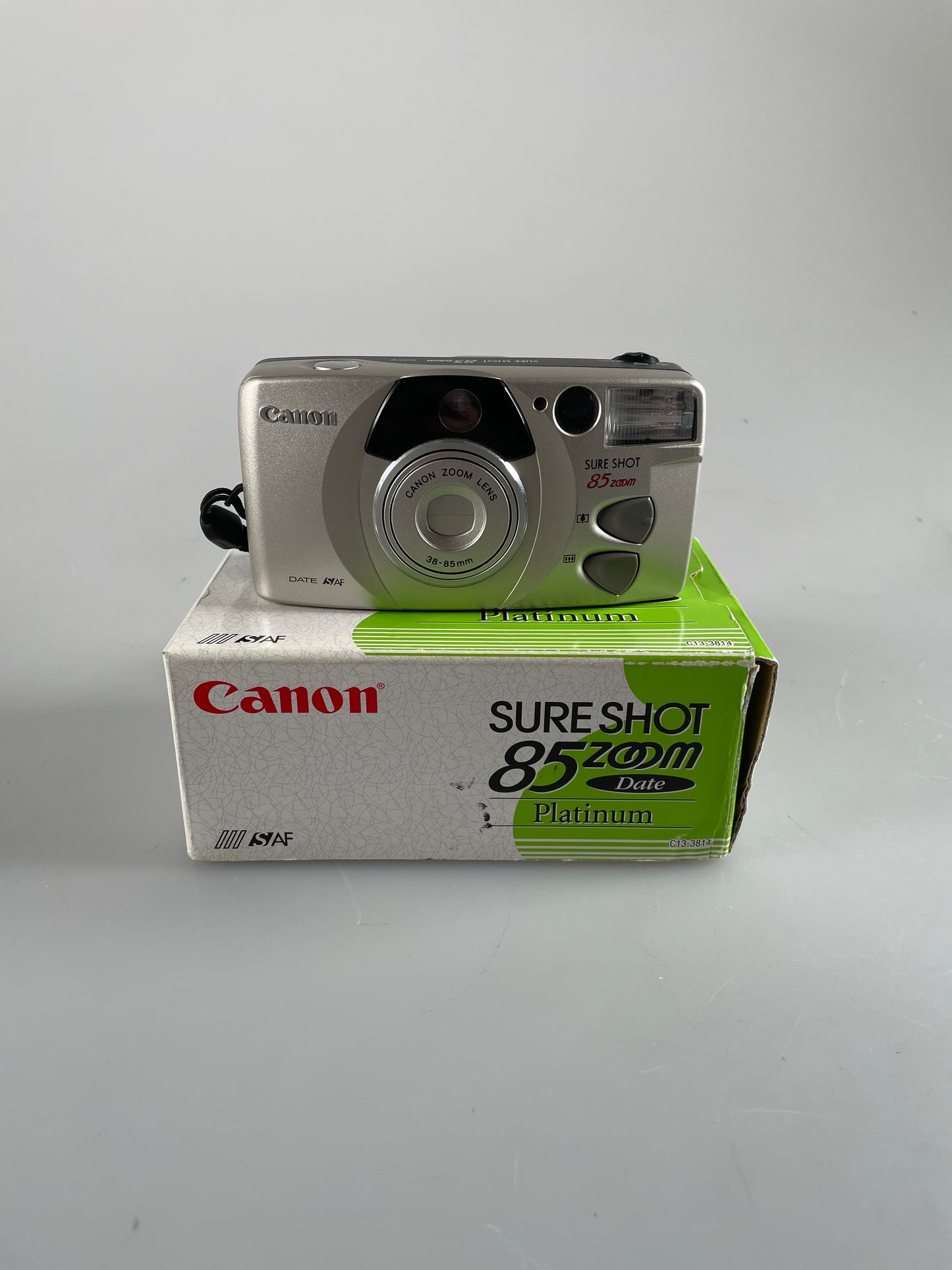 Canon Sure Shot 85 Zoom 38-85mm 35mm Film Point Shoot Camera