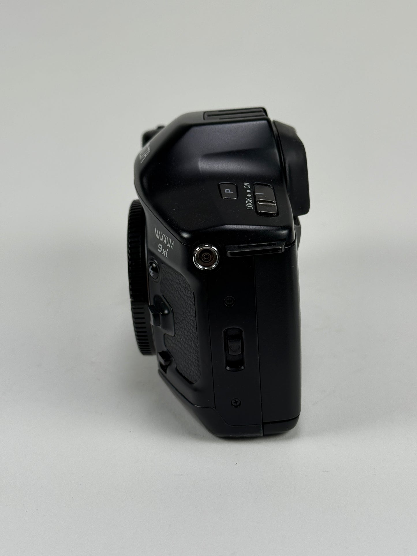 Minolta Maxxum 9xi Analog SLR Camera SLR Camera Body