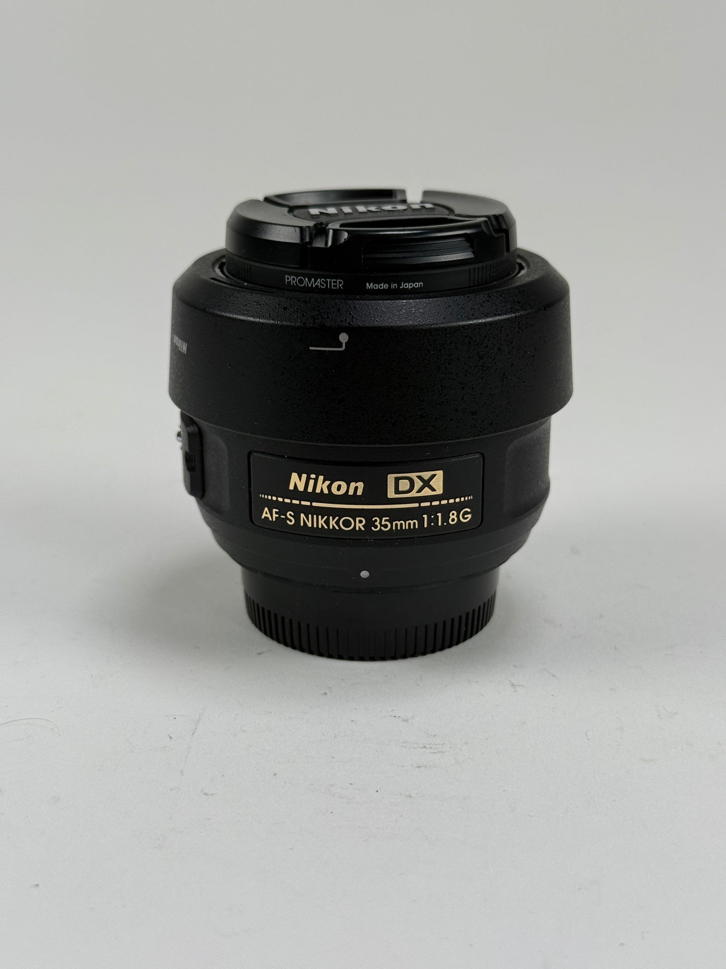 Nikon 35mm f1.8G AF-S DX Lens for Nikon DSLR Cameras