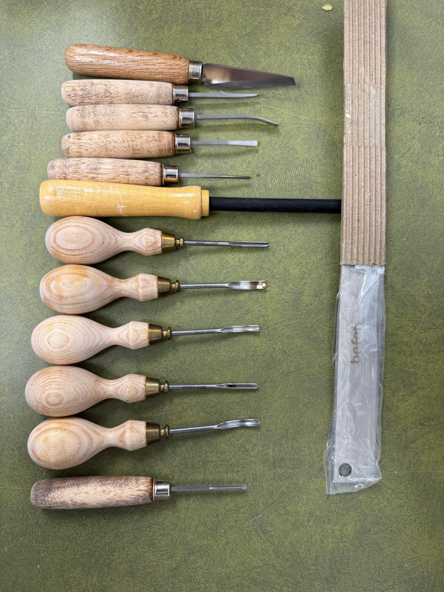 Vintage lot of 12 Carving Gouge Chisel