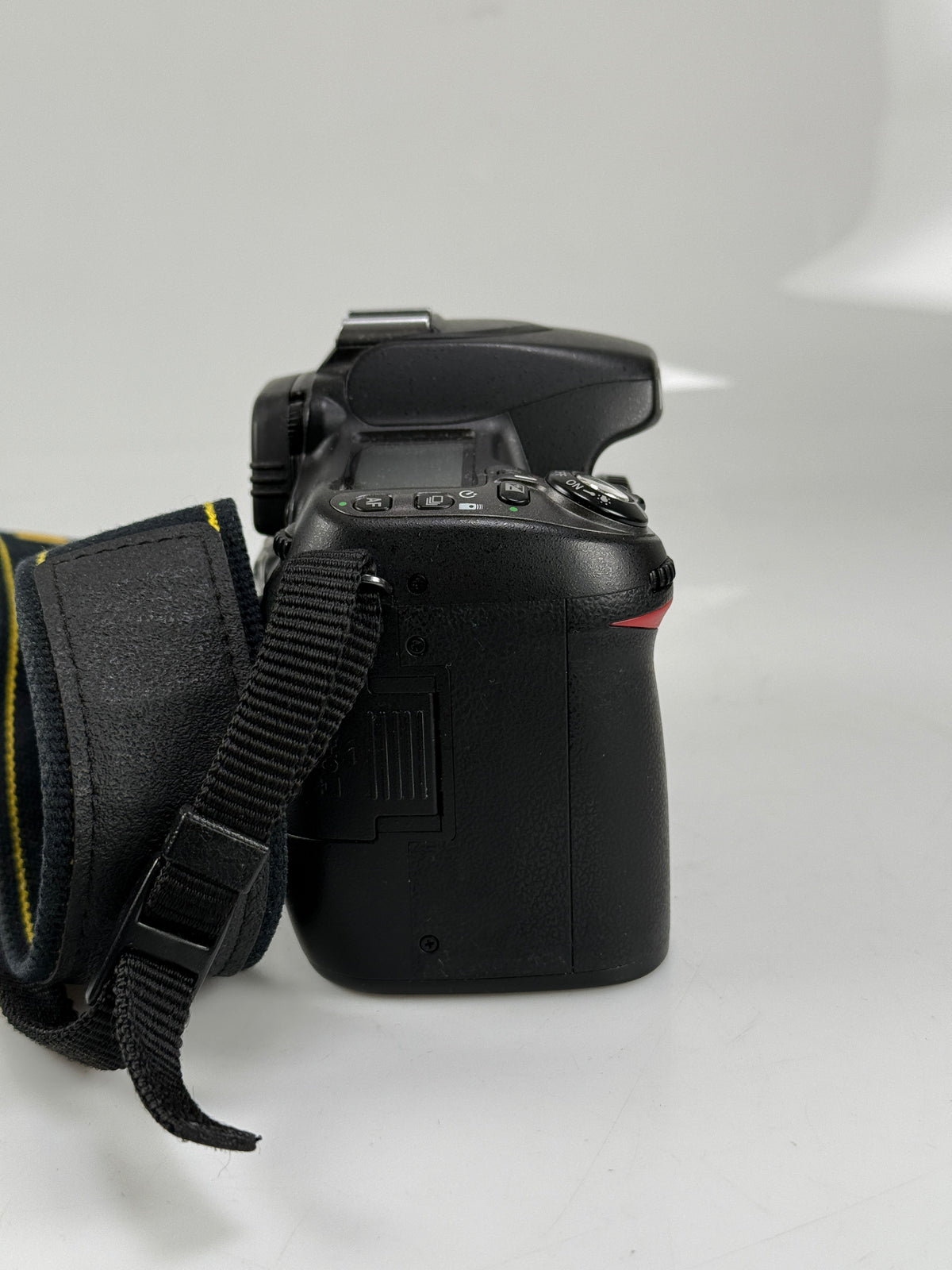 Nikon Model D80 Digital SLR Camera 10.2MP Body Only
