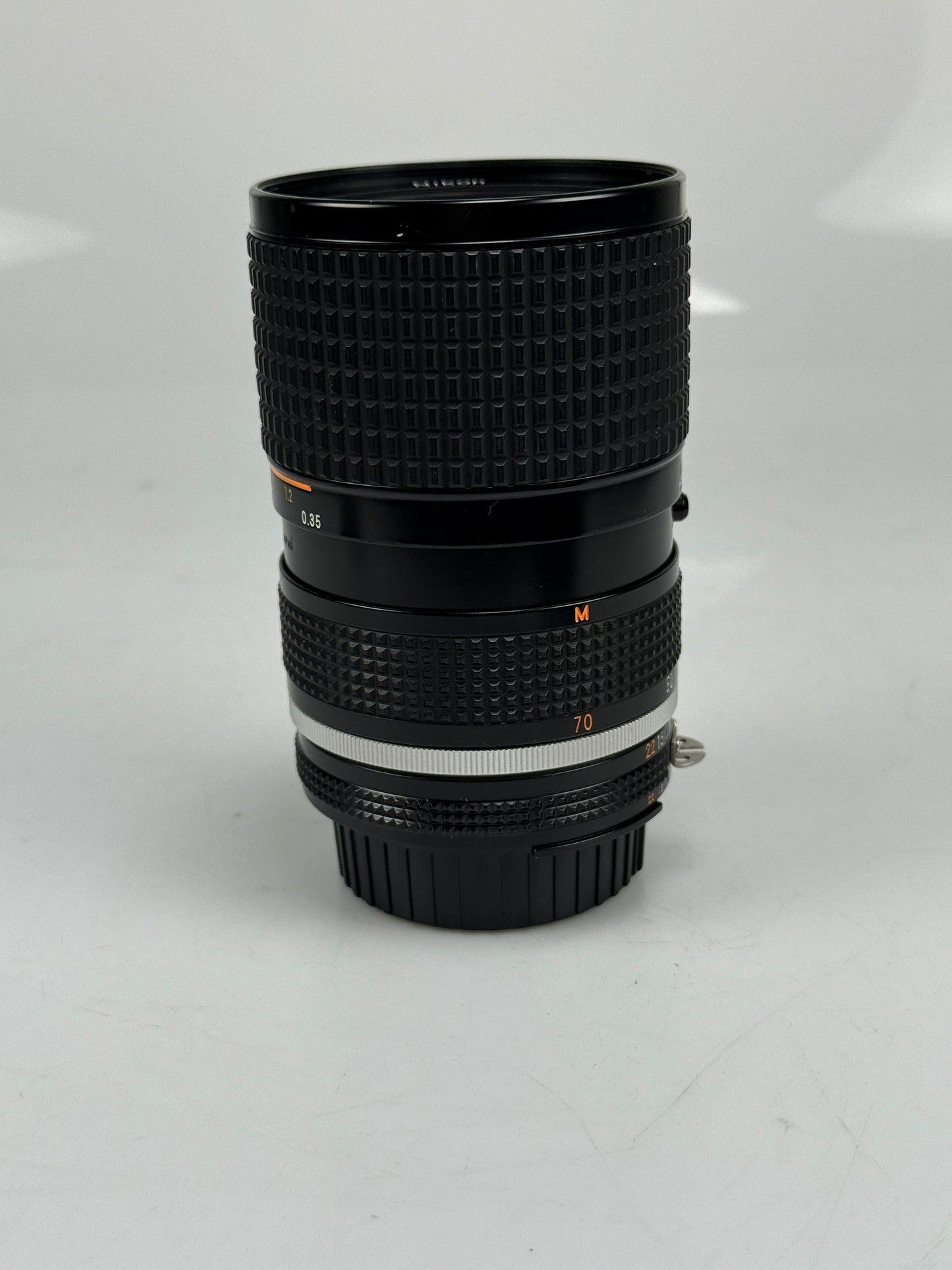Nikon Ais Nikkor 35-70mm f3.5 Standard Zoom Lens