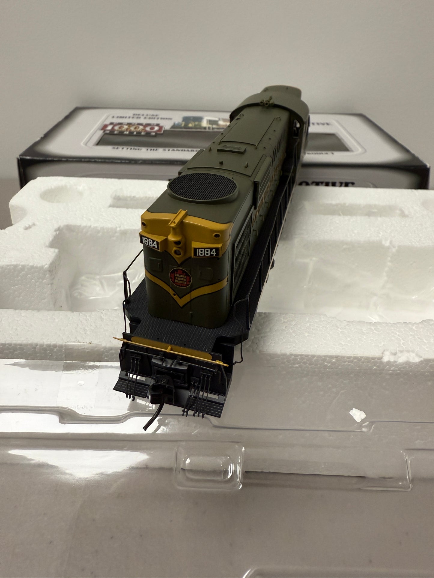 HO PROTO 1000 DX LIMITED EDITION 1 of 168 CANADIAN NATIONAL RS-10 #1884 locomotive