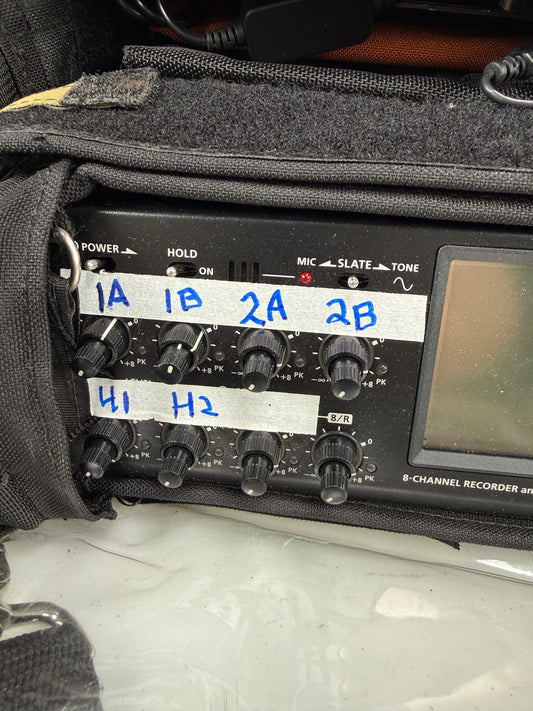Roland R-88 8-Channel Recorder and Mixer + Porta Brace bag and power supply