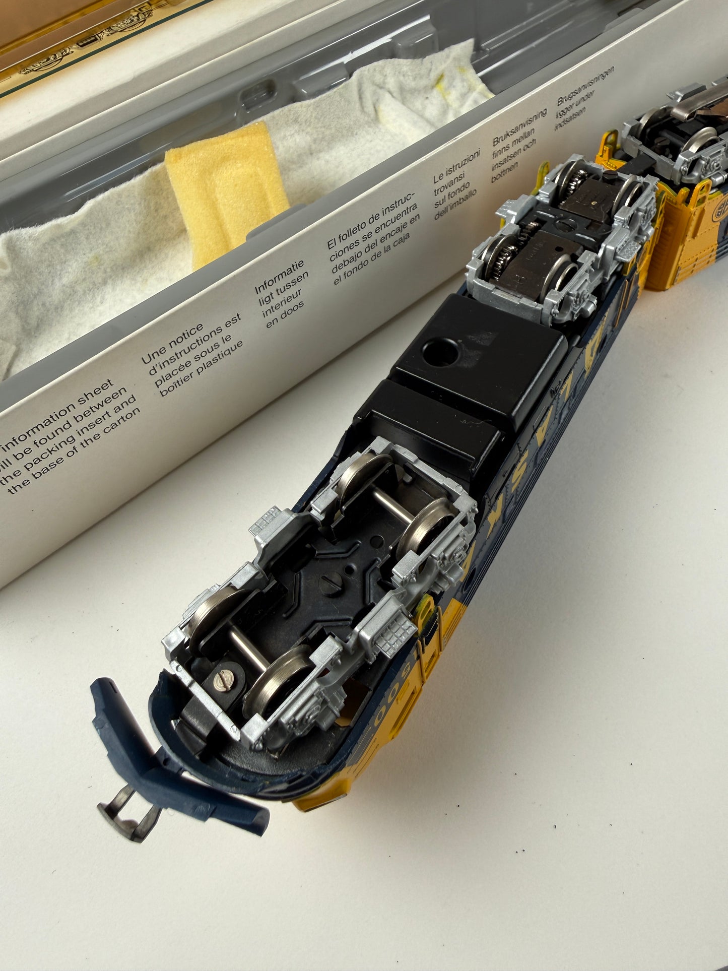 Marklin 3462 GM EMD F-7 A-B-A Alaska Railroad Diesel Locomotives - Digital HO