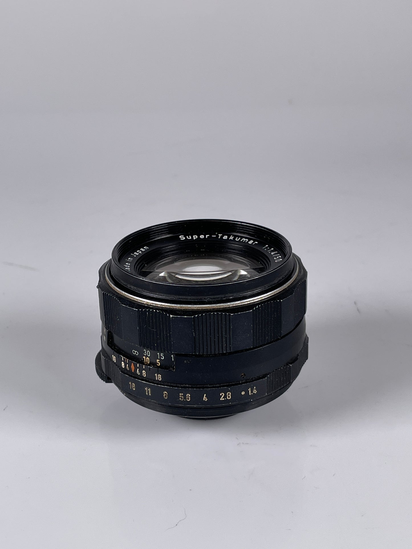 ASAHI PENTAX SUPER TAKUMAR 50mm F1.4 M42 lens