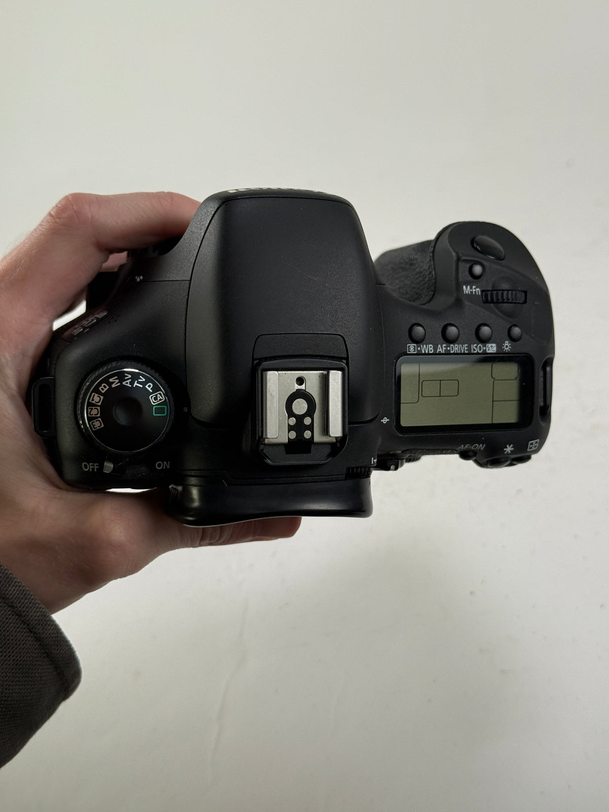 Canon EOS 7D 18MP Digital SLR Camera Body