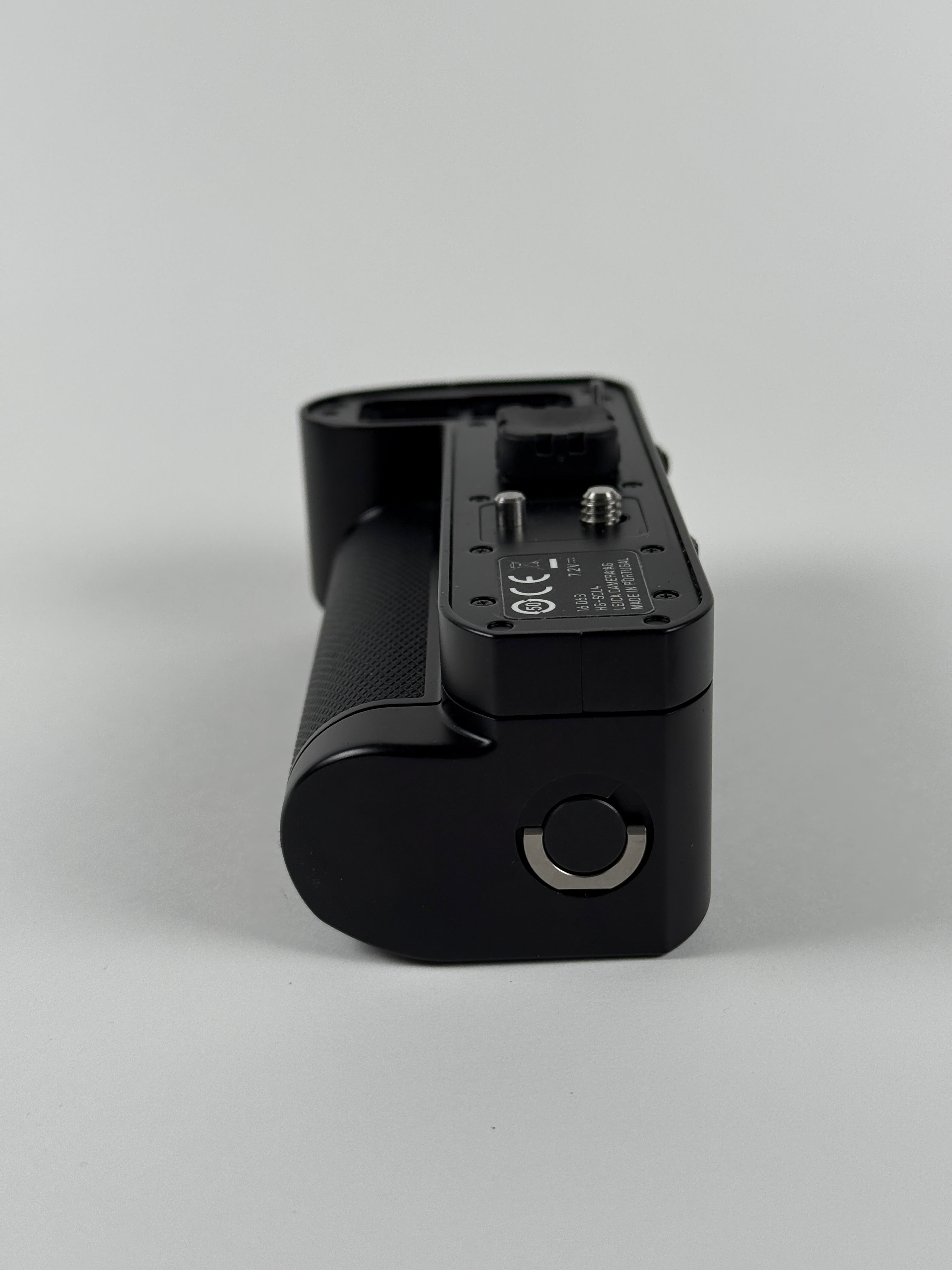 Leica HG-SCL4 Multifunction Handgrip for SL 16063 – Cardinal