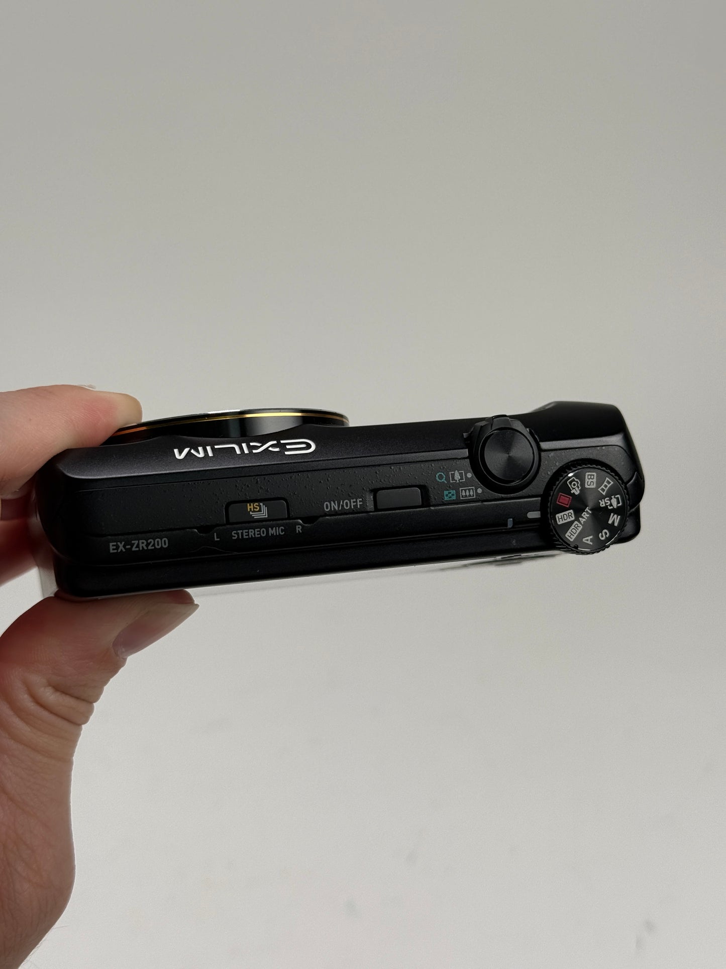Casio EXILIM EX-ZR200 16.1MP 12.5x Optical Zoom Digital Camera Black