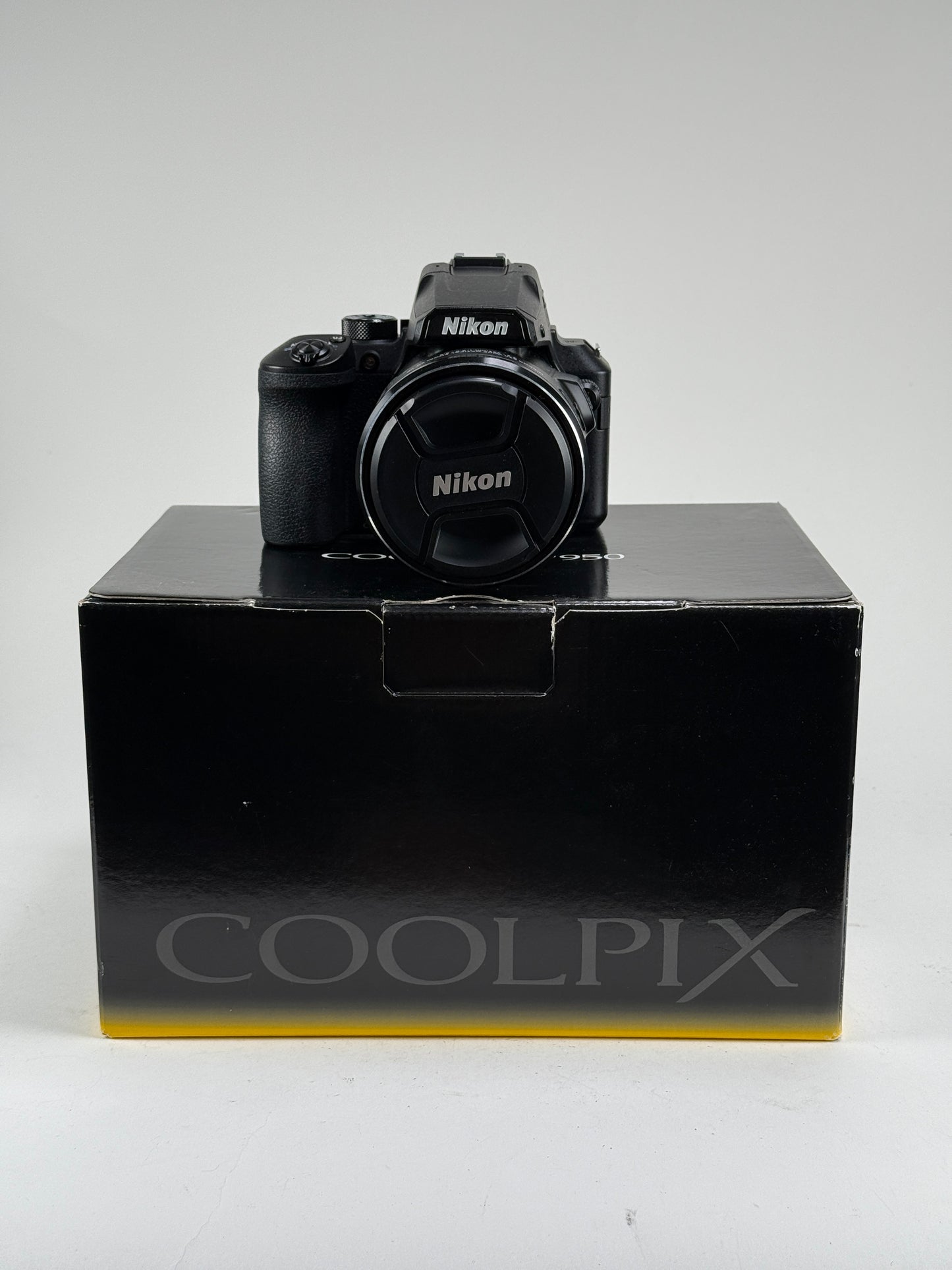 Nikon Coolpix P950 Digital Camera 83x Optical Zoom 16MP