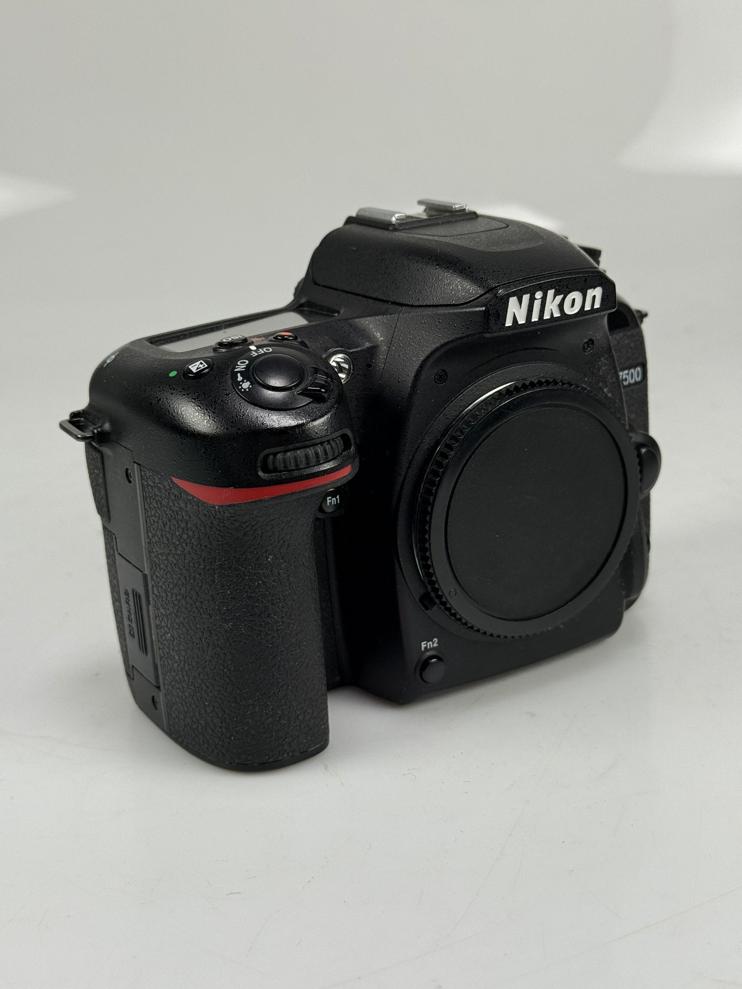 Nikon D7500 20.9MP Digital SLR Camera Body
