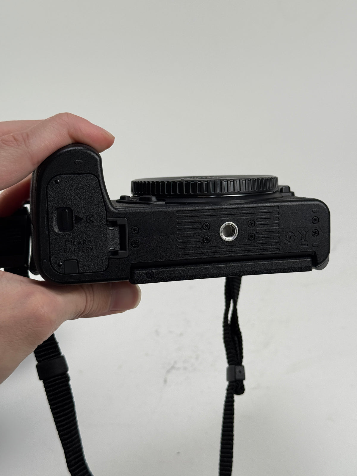 Nikon Z30 20.9MP Mirrorless Camera w/ 16-50mm and 50-250mm lens kit