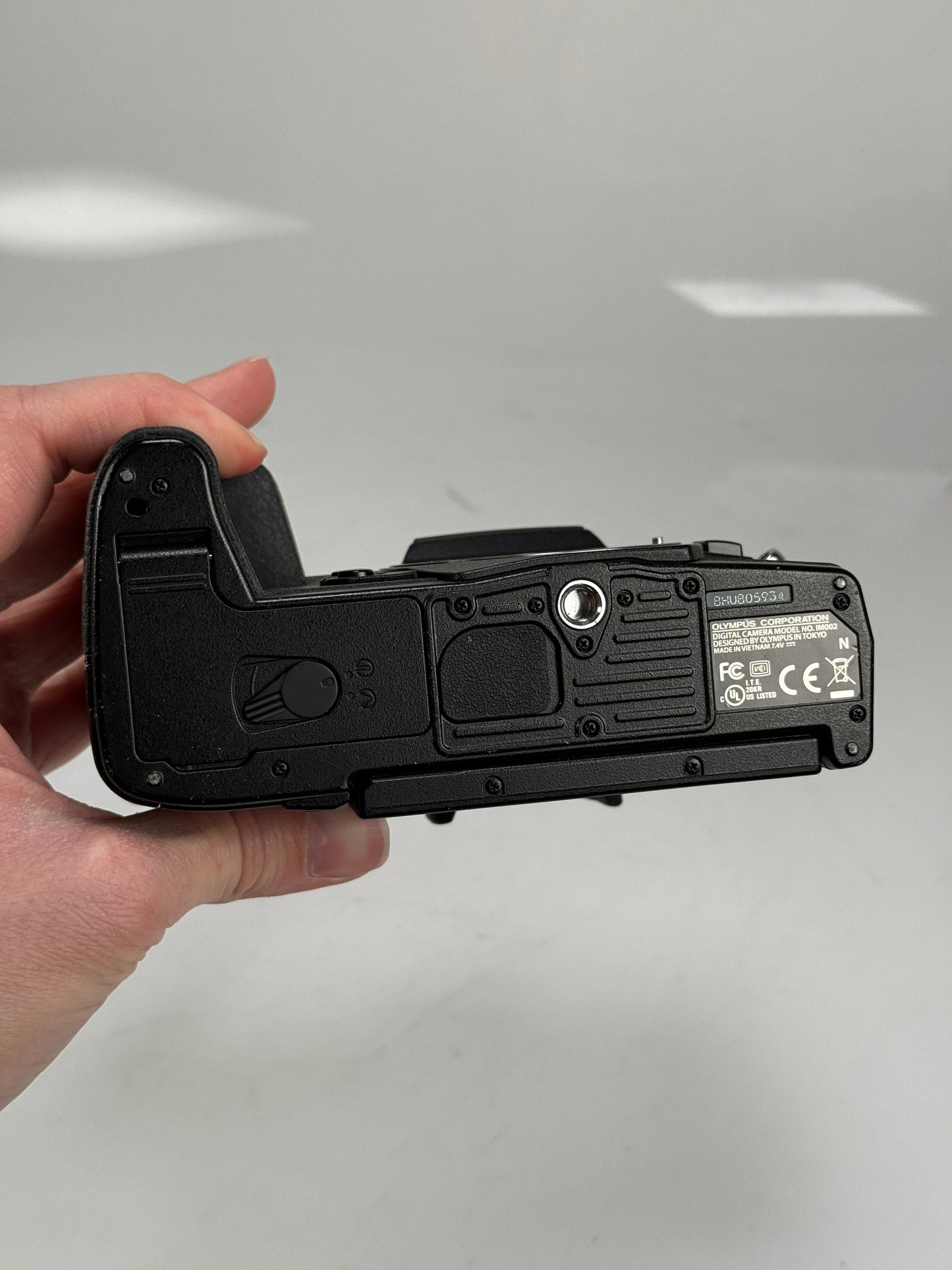 Olympus OM-D E-M1 Mark II 20.4MP Mirrorless MFT Digital Camera Body