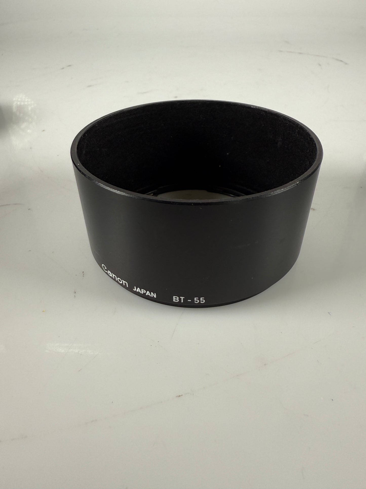 Canon BT-55 Lens Hood (for FD 85mm f1.8, FD 100mm f2.8, FD 135mm f3.5)