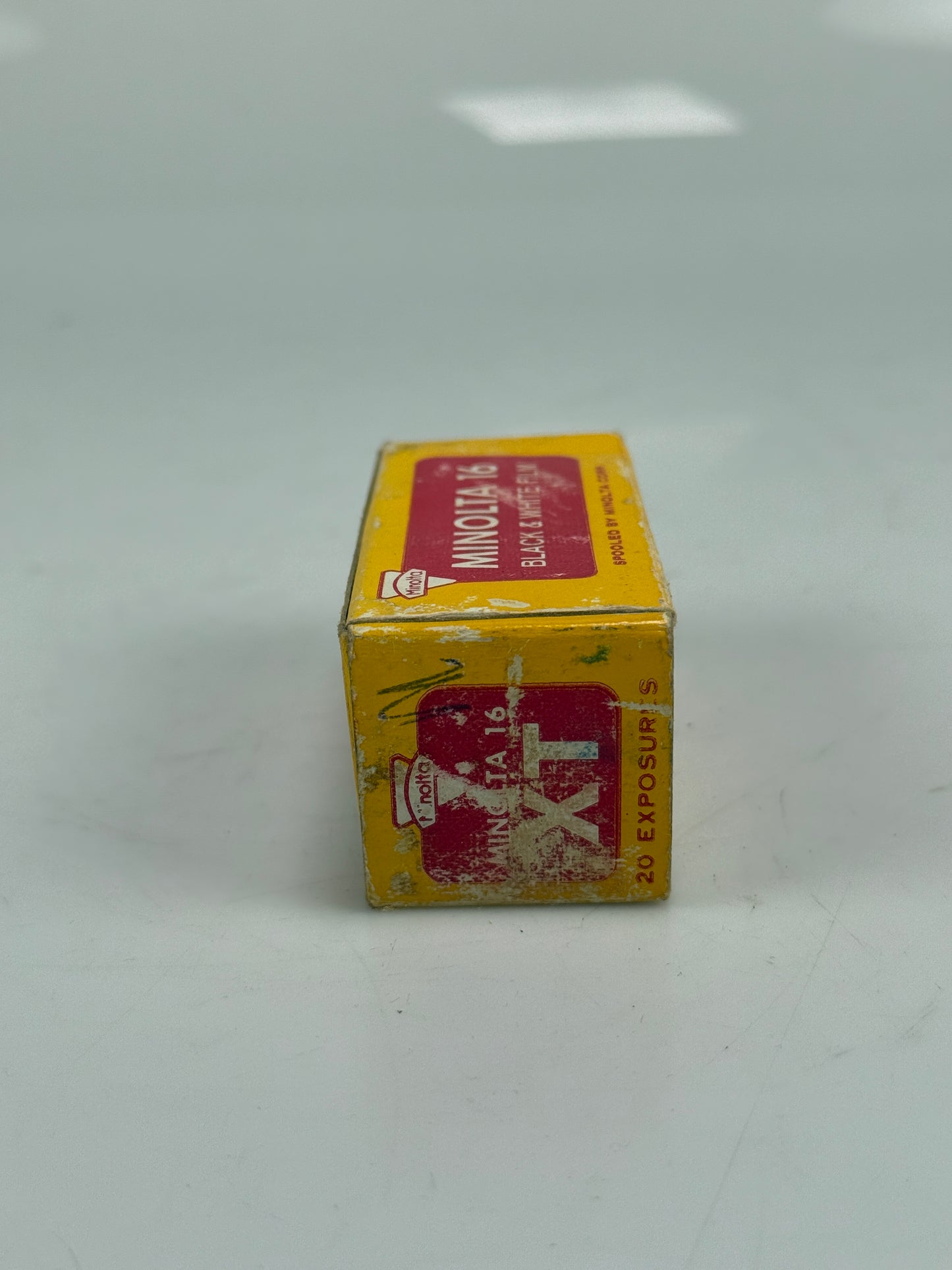 Minolta 16 XT subminiature film B&W RARE 20 exp