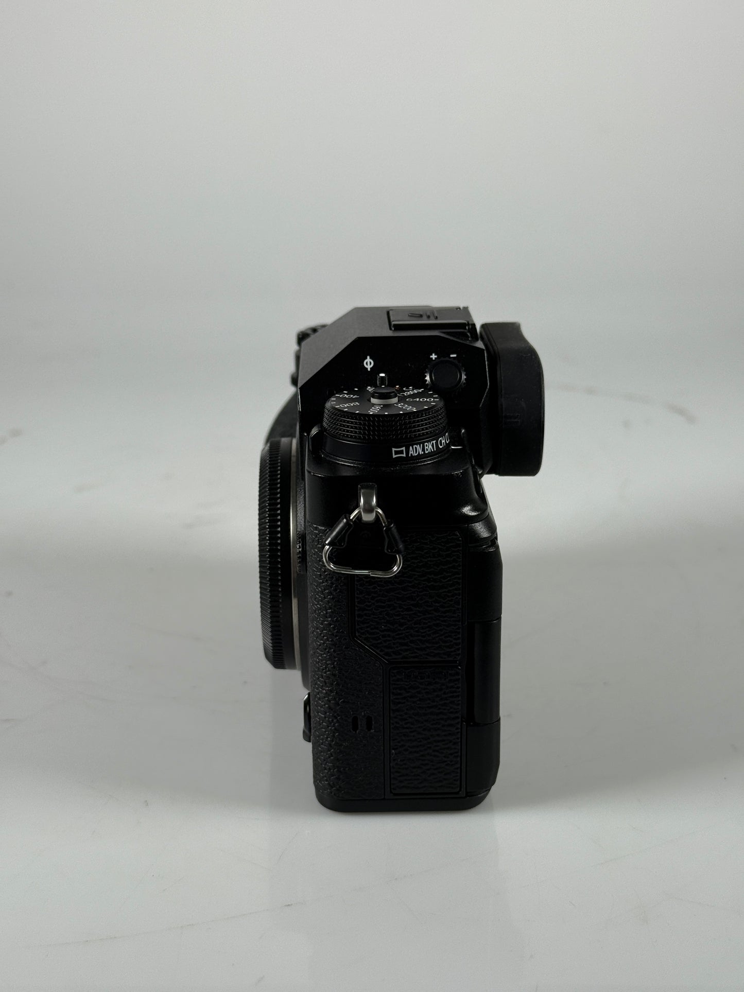 Fuji Fujifilm XT4 XT-4 26.1MP Black Body Only
