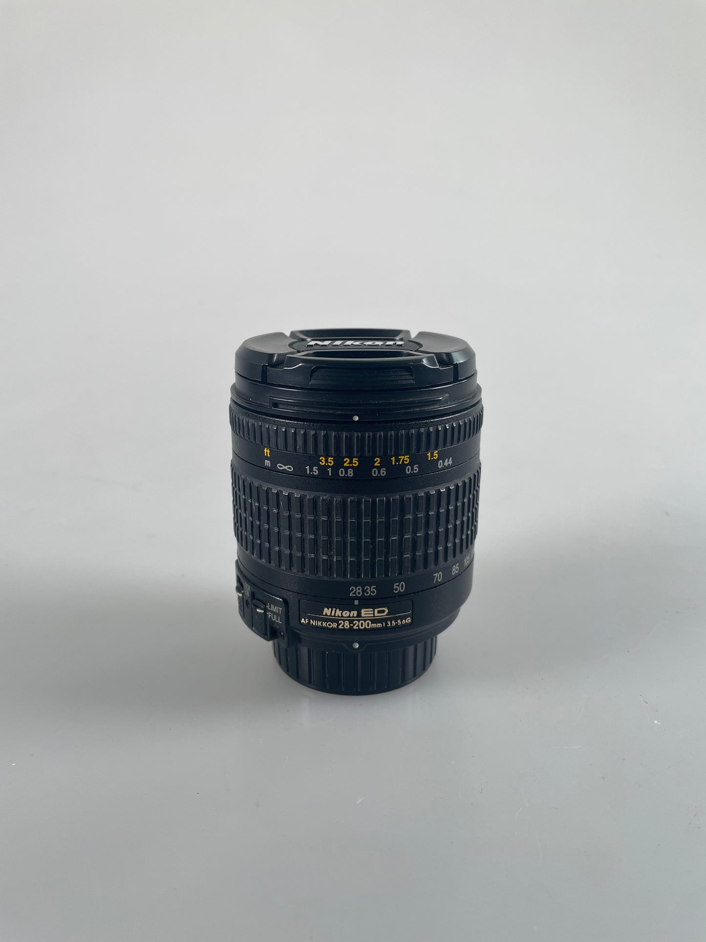 Nikon Zoom AF NIKKOR ED 28-200mm f3.5-5.6G Lens