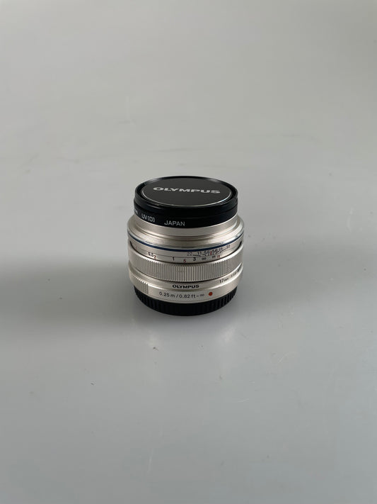 Olympus M.ZUIKO Digital 17mm f1.8 MSC Wide Angle Lens Silver