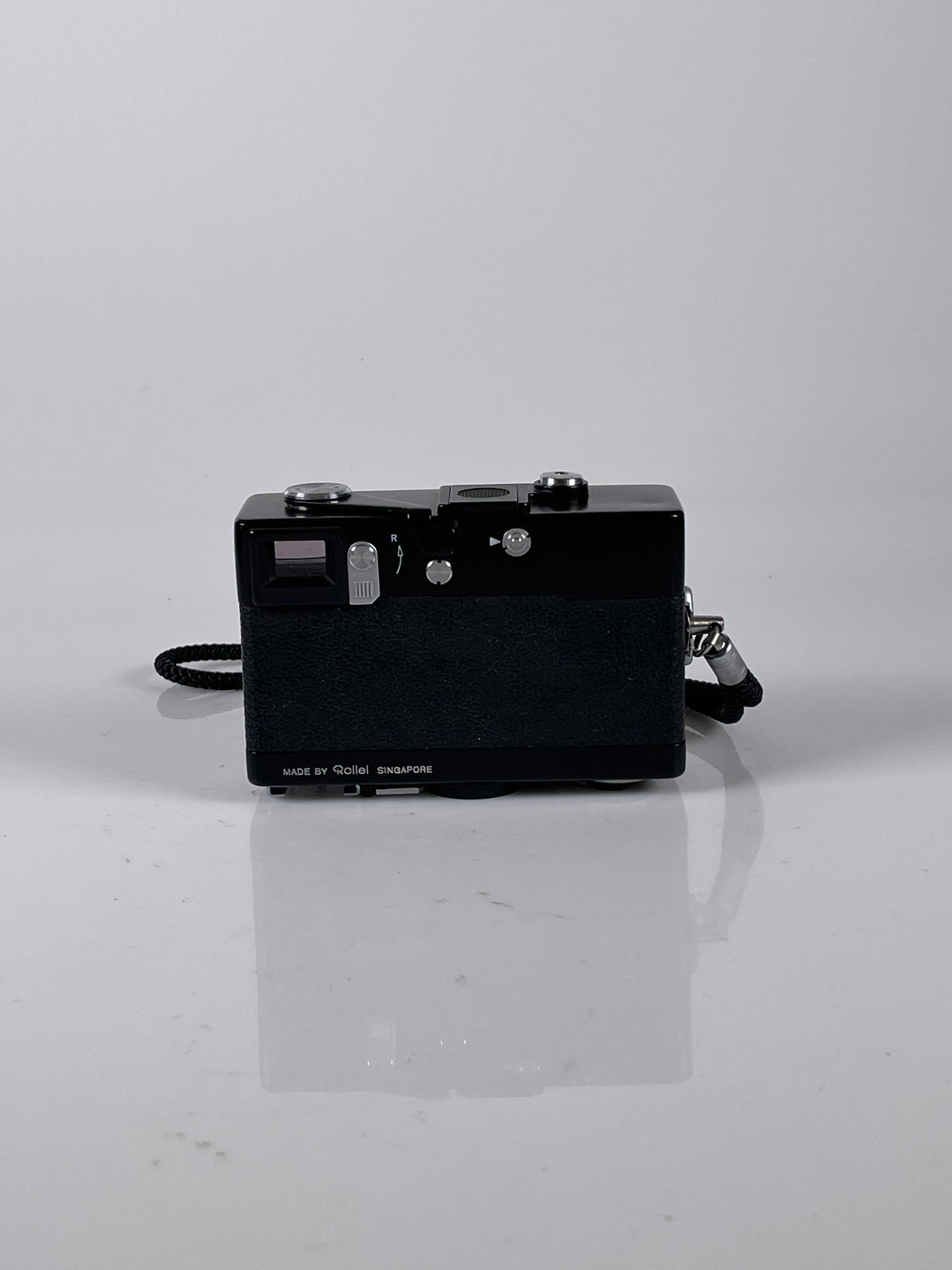 Rollei 35 35SE 40mm Sonnar f2.8 HFT Lens black