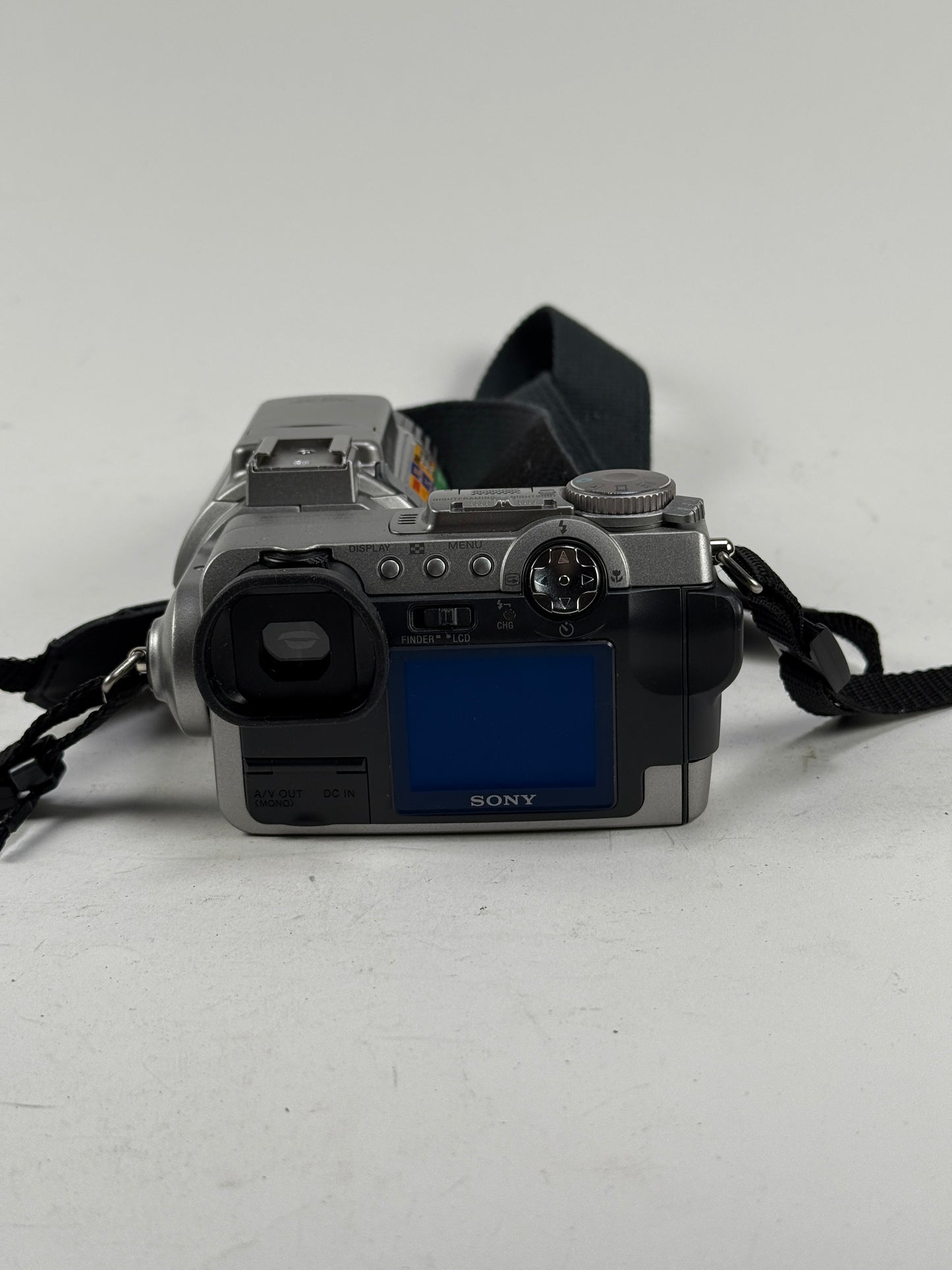 Sony Cyber-shot DSC-F707 Digital Camera 5.0MP Silver 5X Zoom