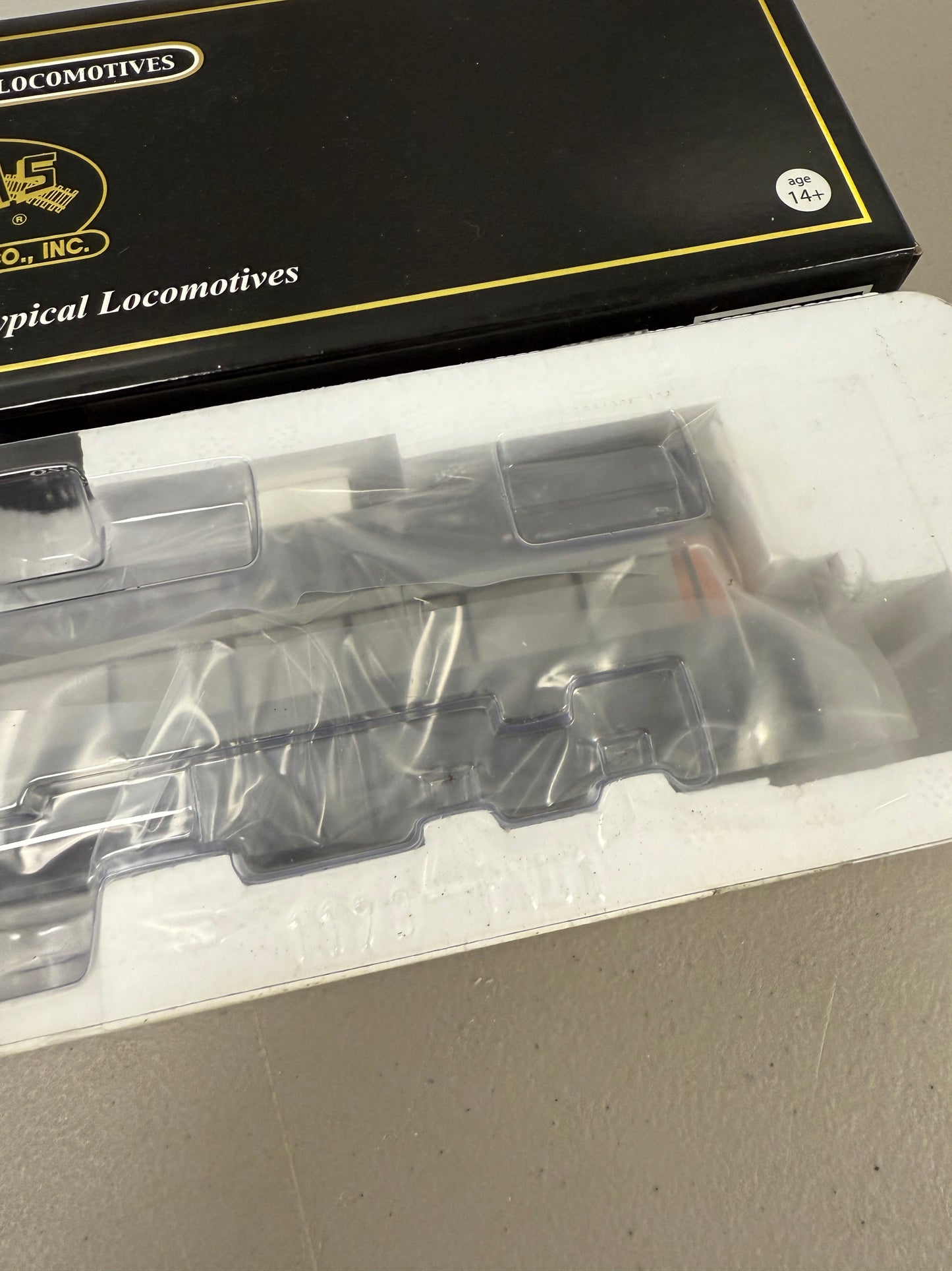 Atlas master gold HO 10000 901 Milwaukee Road 5654 U30C Phase 1 Locomotive w/ DCC & Sound