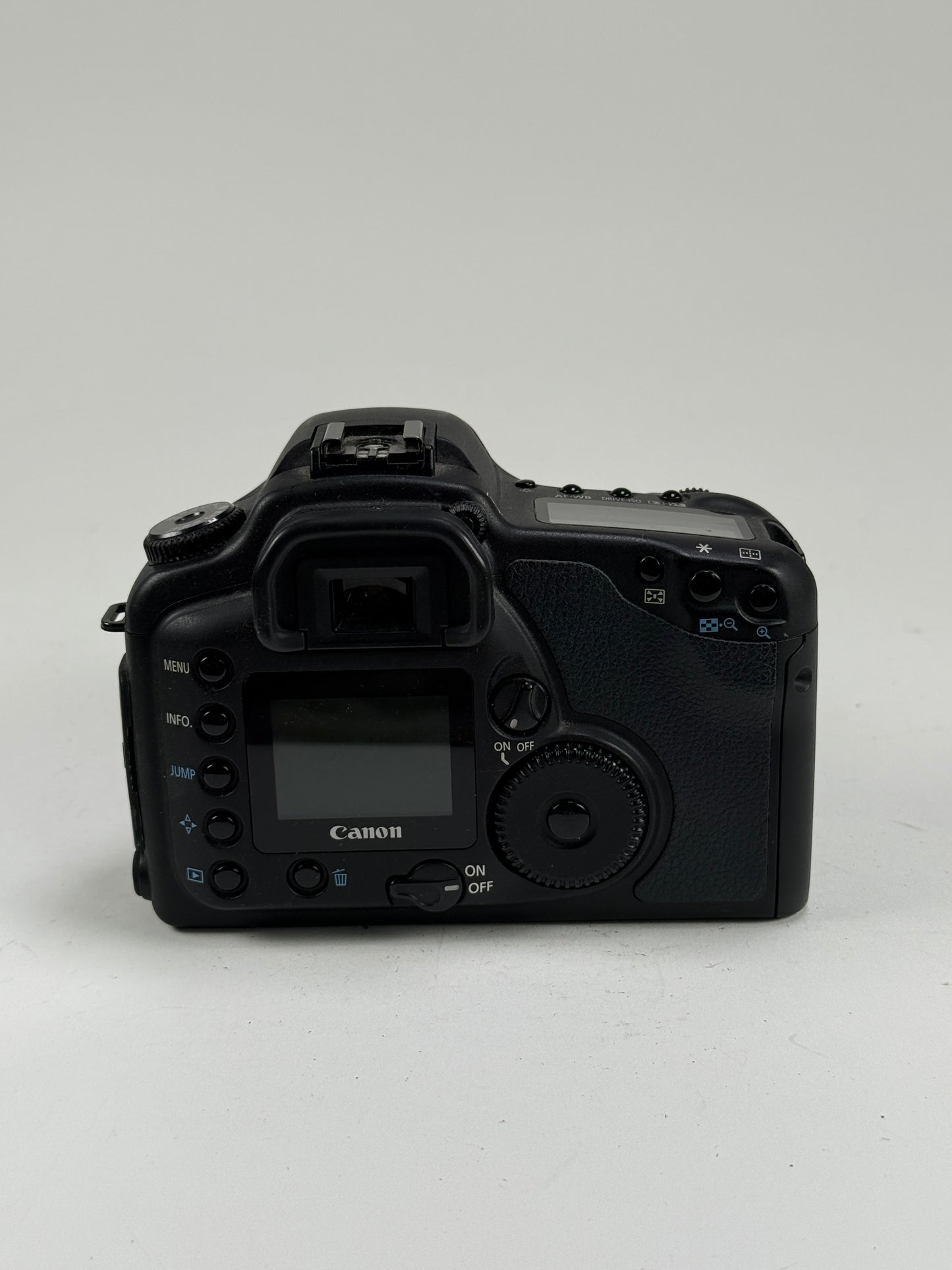 Canon EOS 10D 6.3MP Digital SLR Camera w/ EF 18-55mm EF Zoom Lens