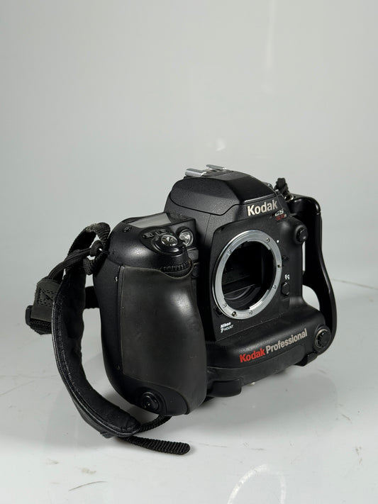 KODAK PRO SLR N PRO SLR/N DIGITAL CAMERA BODY NIKON MOUNT RARE