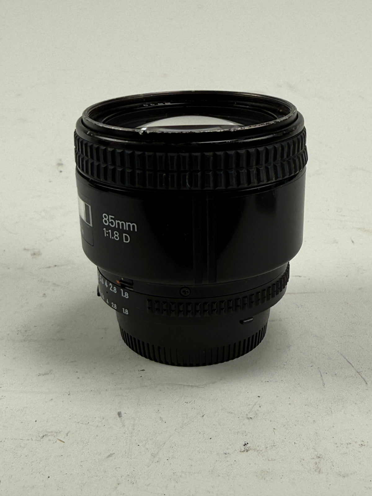 Nikon AF Nikkor 85mm f1.8 D Lens