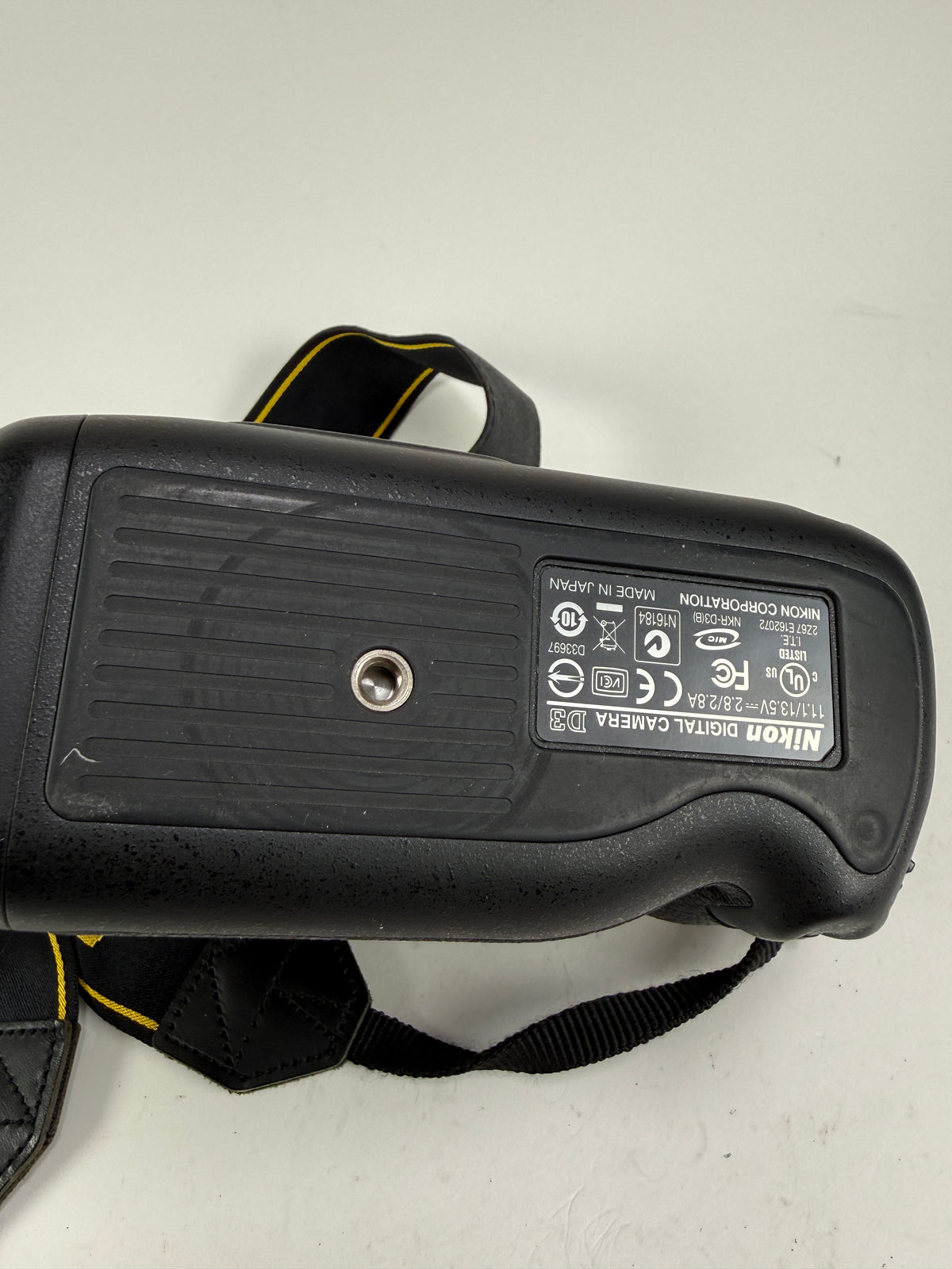 NIKON D3 12.1MP DSLR Digital SLR Camera Black Body
