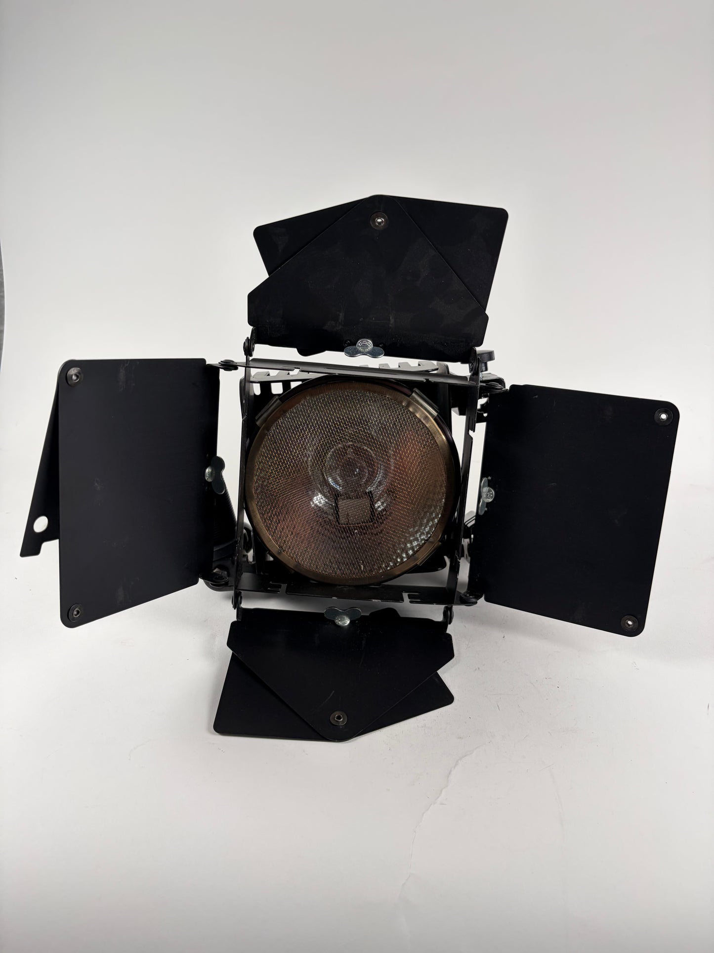 Lowel light kit w/ Tota Omni, Pro, LC44, Tota, light stands, case, etc
