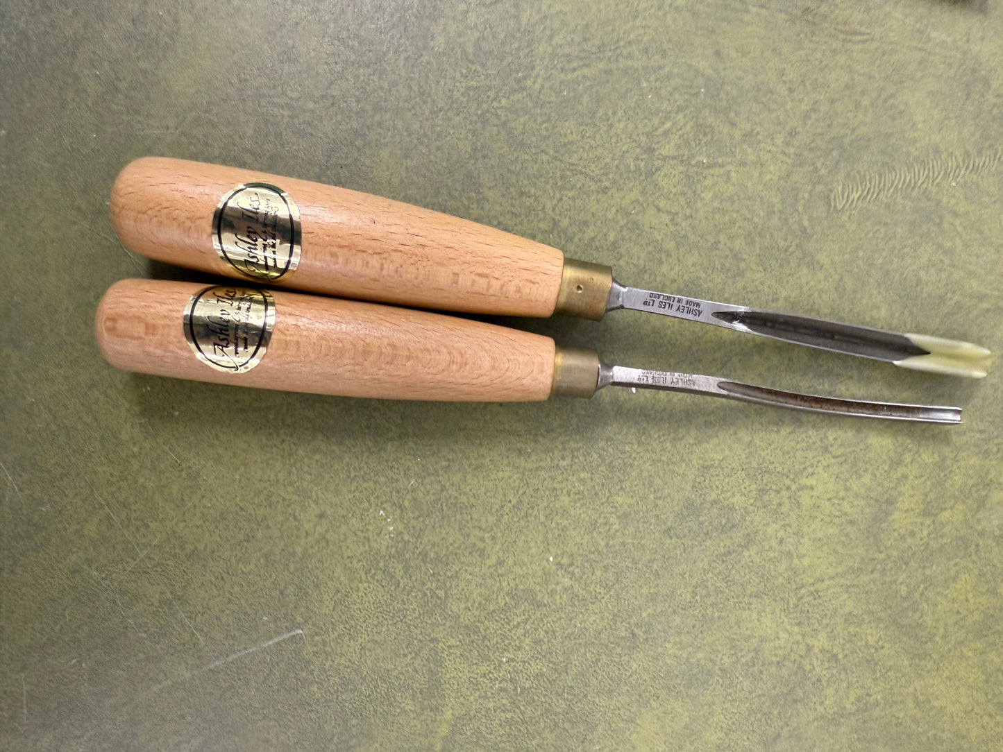 Vintage Ashley Iles Carving Gouge set of 2 No 20 and 40 Chisels