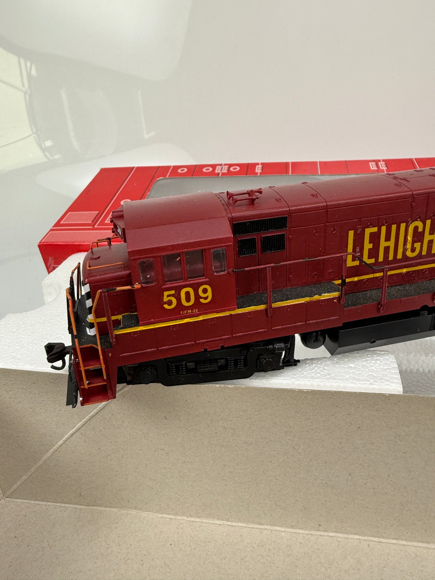Atlas HO Lehigh Valley 509 U32B Locomotive low noise
